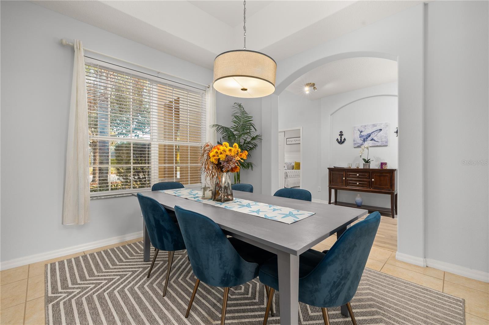 Image 7 of 47 For 115 Yellow Snapdragon Drive