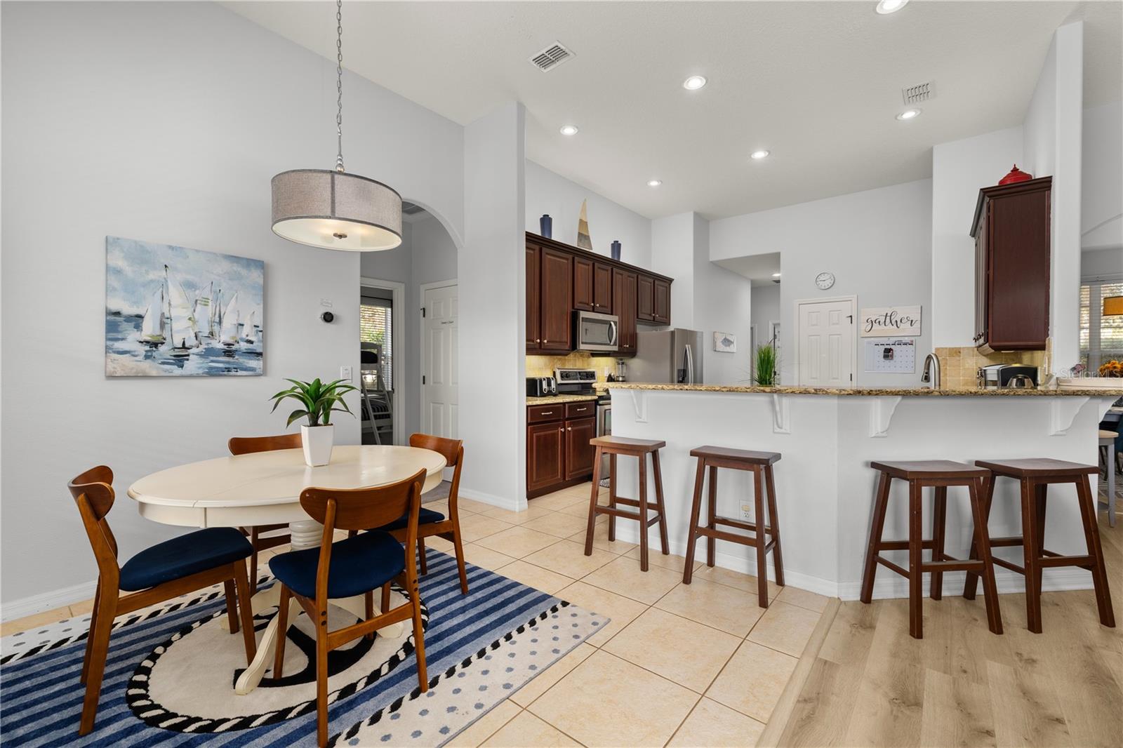 Image 9 of 47 For 115 Yellow Snapdragon Drive