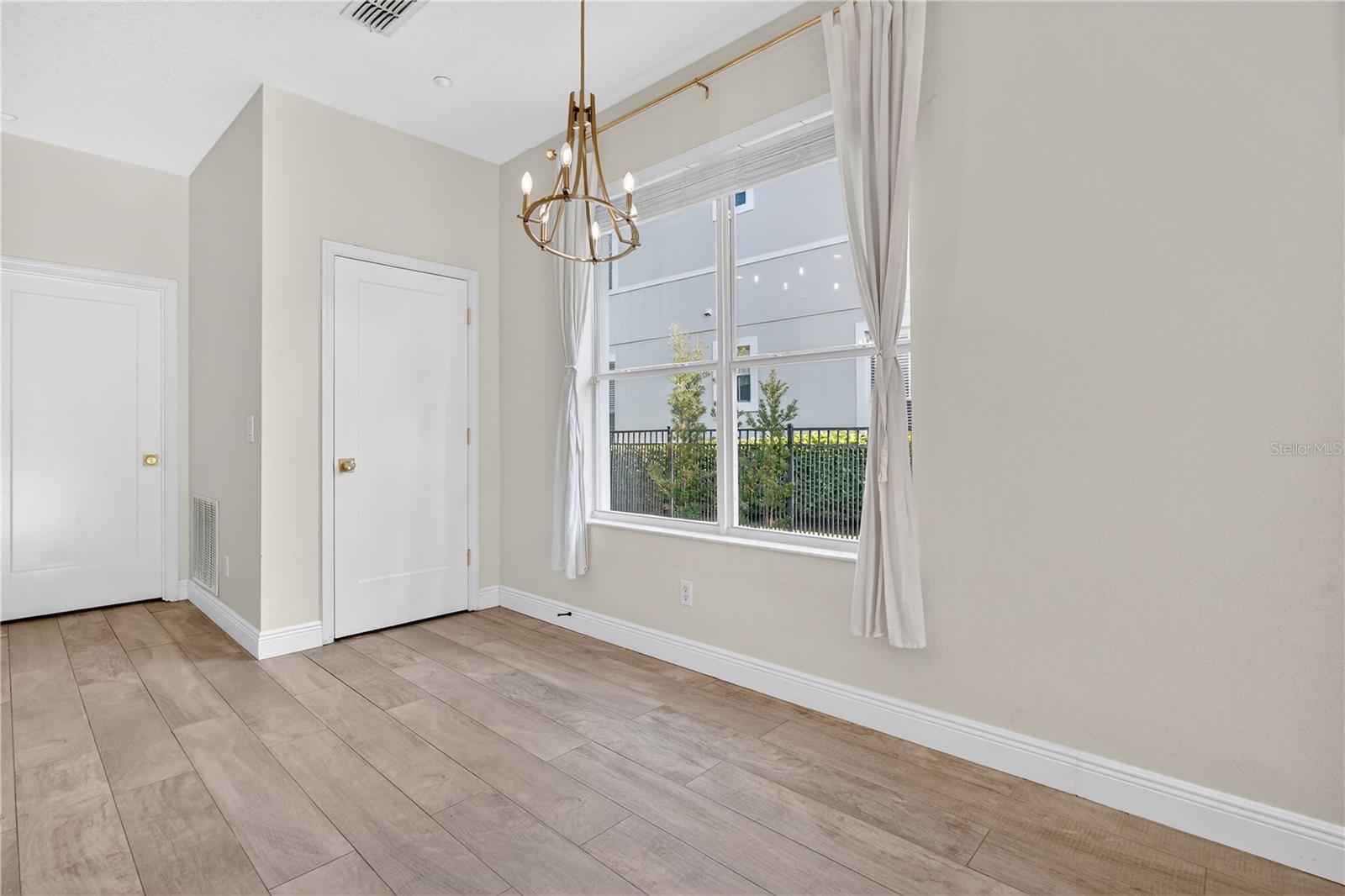 Image 19 of 57 For 10117 Sweetleaf Street