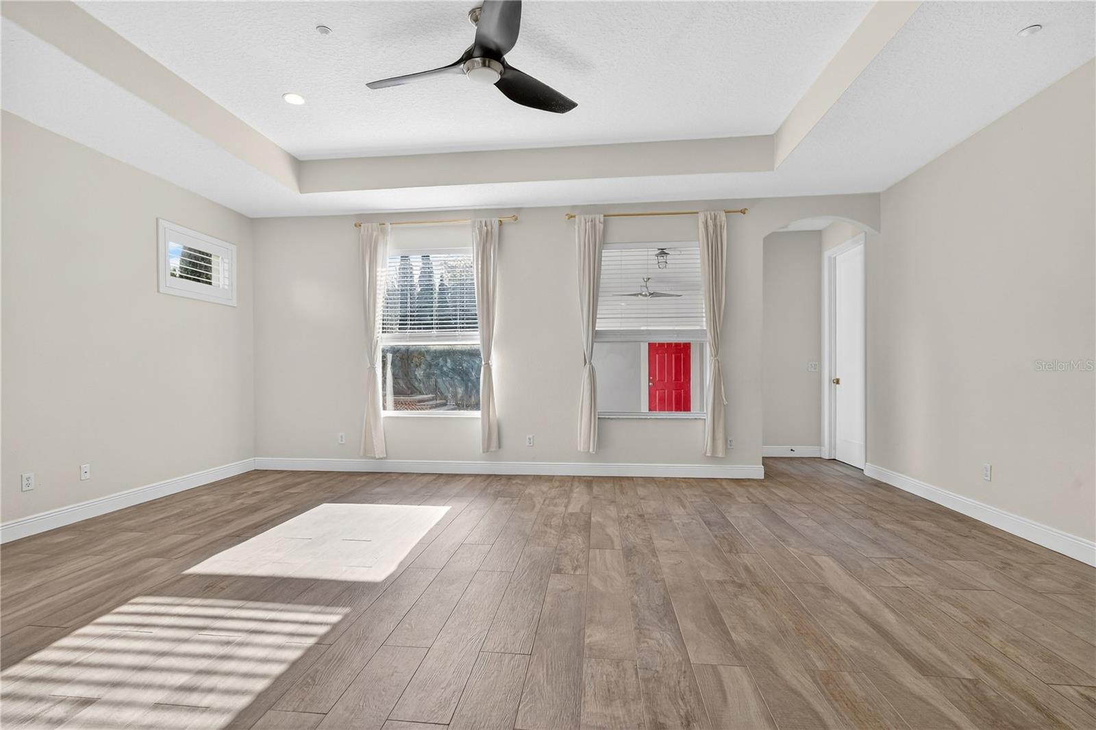 Image 20 of 57 For 10117 Sweetleaf Street