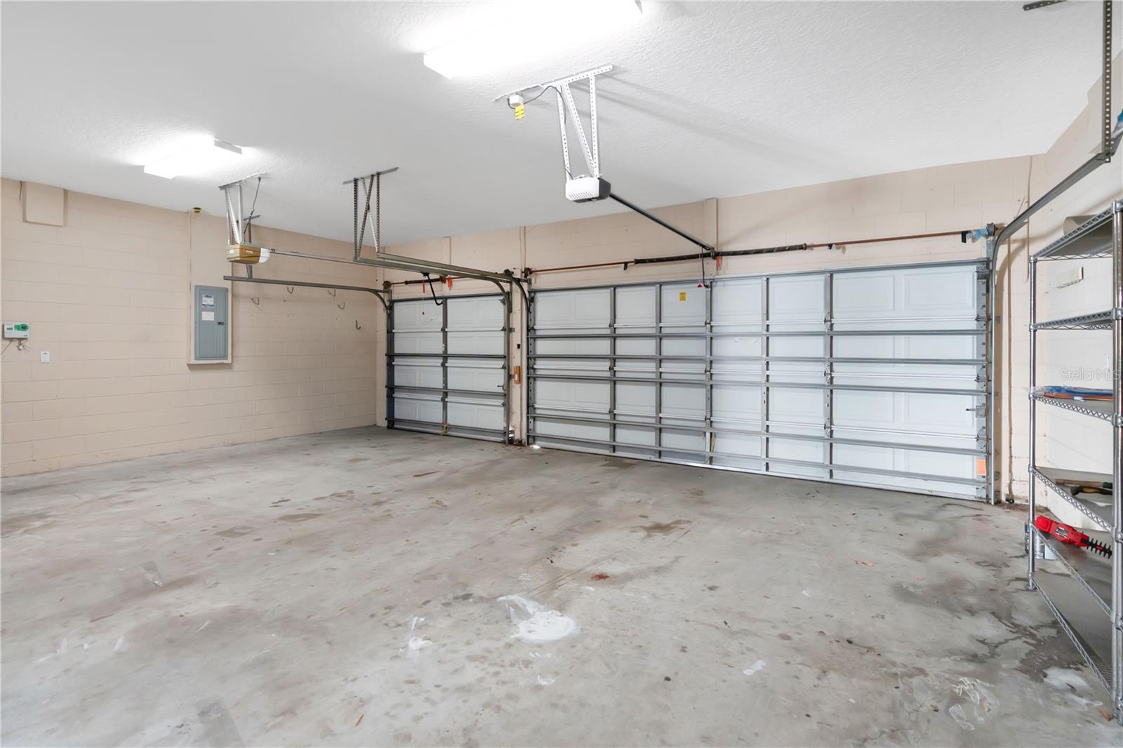 Image 44 of 57 For 10117 Sweetleaf Street