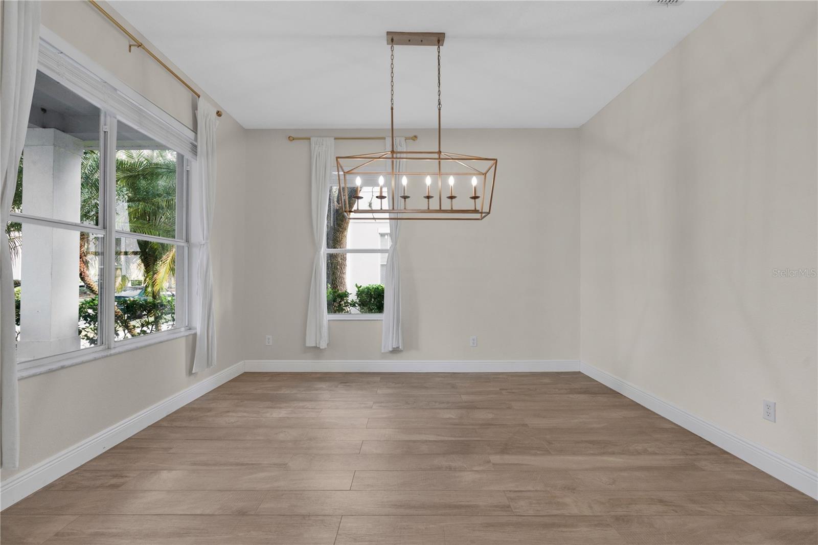 Image 6 of 57 For 10117 Sweetleaf Street