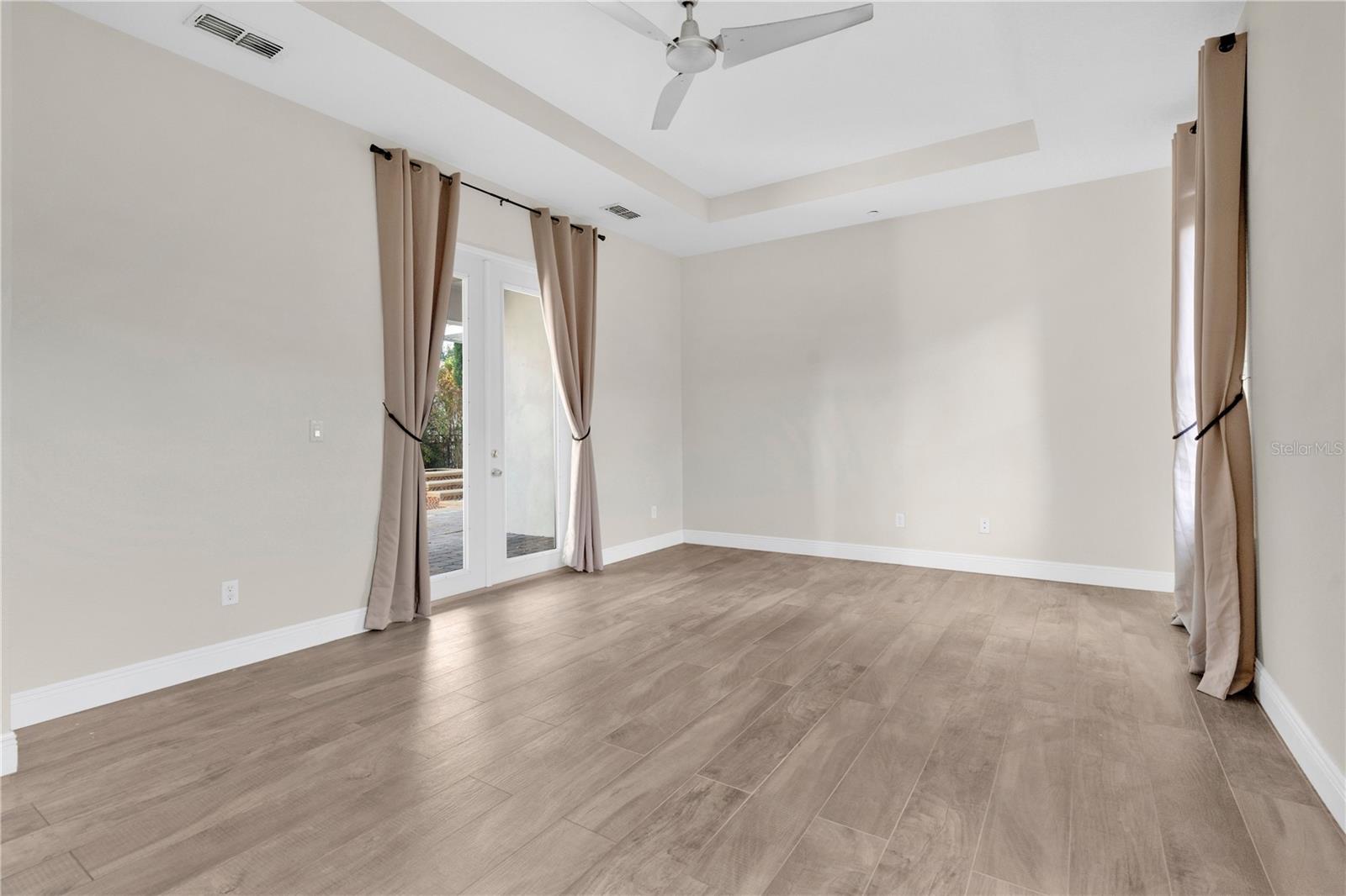 Image 7 of 57 For 10117 Sweetleaf Street