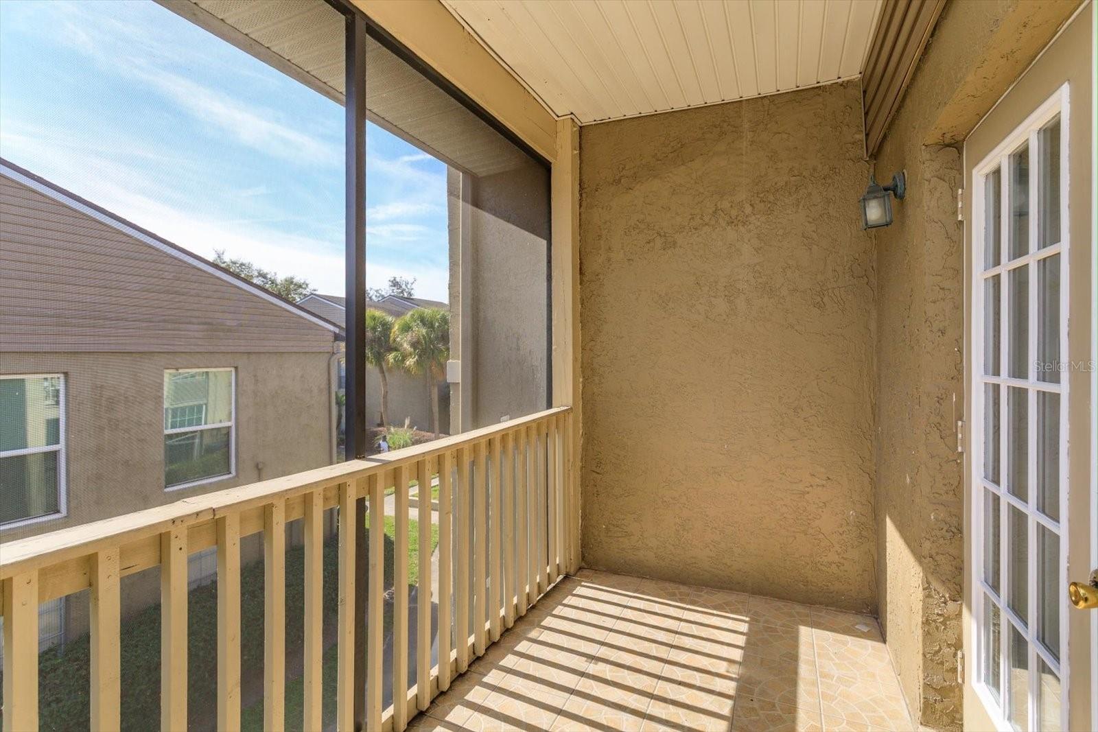 Image 11 of 32 For 395 Wymore Road 207