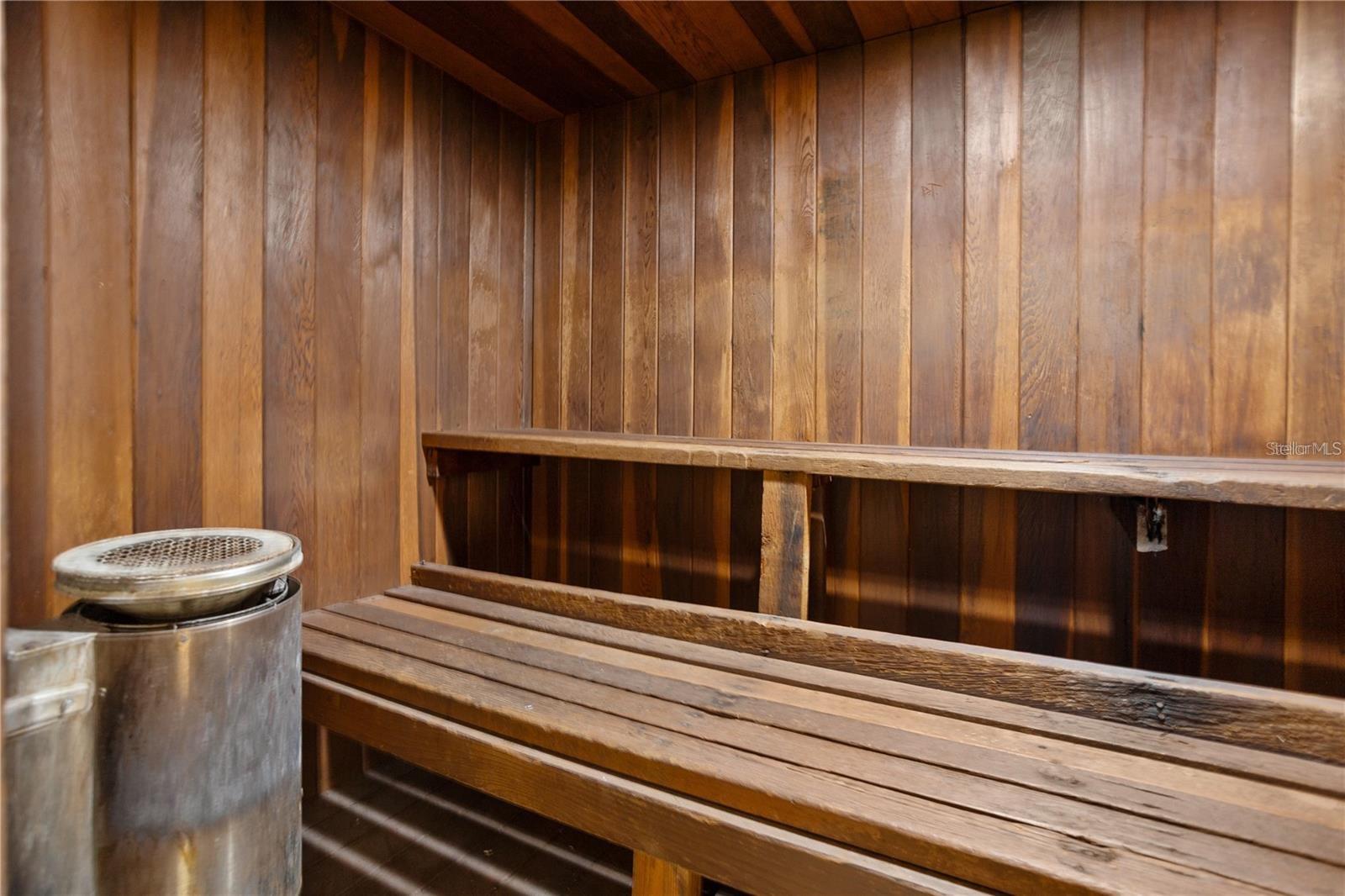 Image 24 of 32 For 395 Wymore Road 207