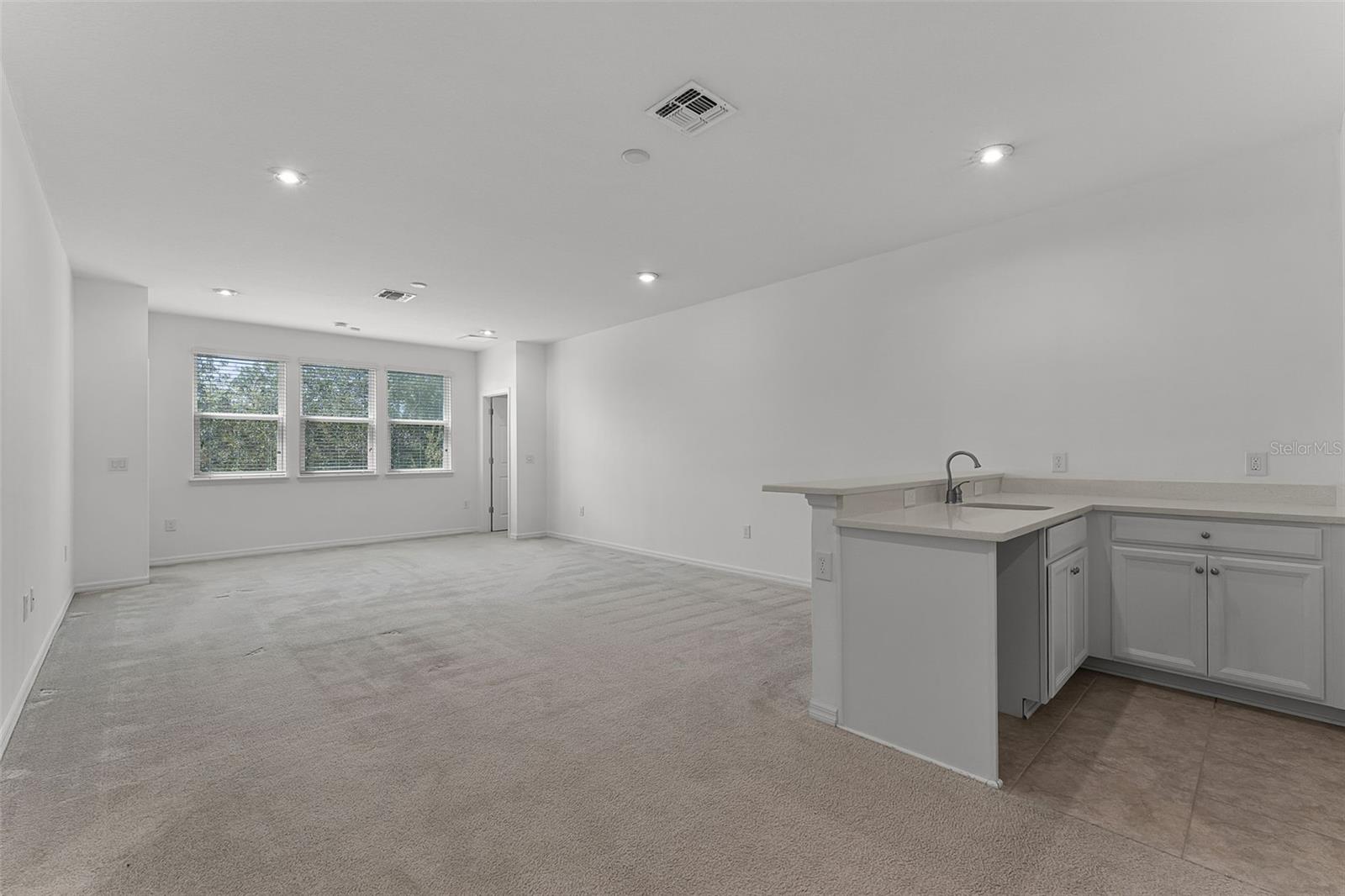 Image 20 of 34 For 12676 Salomon Cove Drive