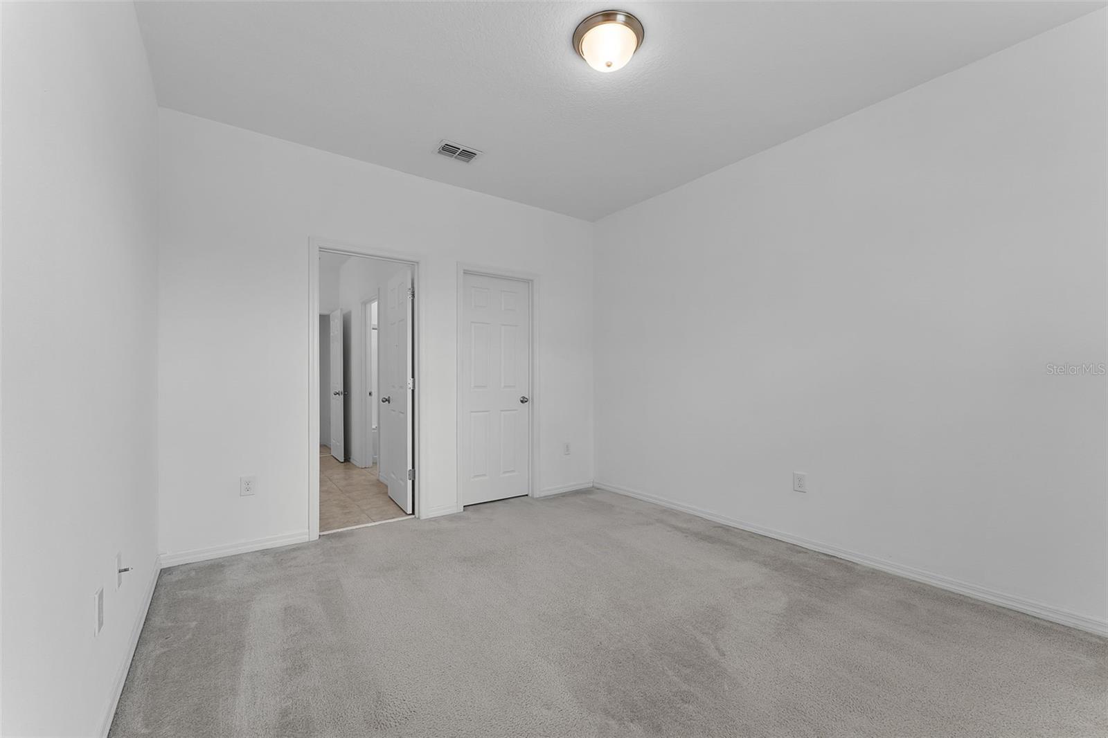 Image 32 of 34 For 12676 Salomon Cove Drive