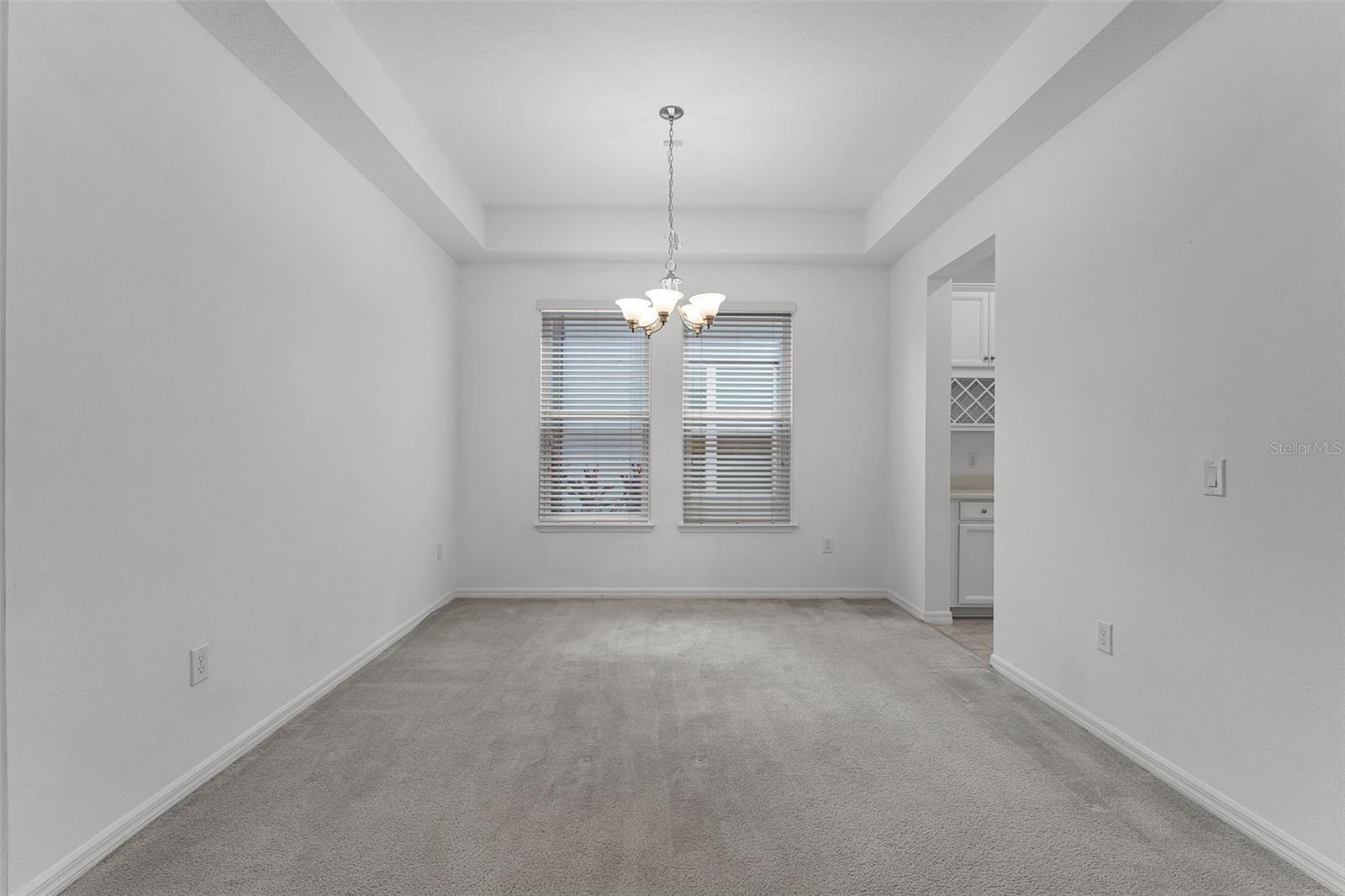 Image 4 of 34 For 12676 Salomon Cove Drive