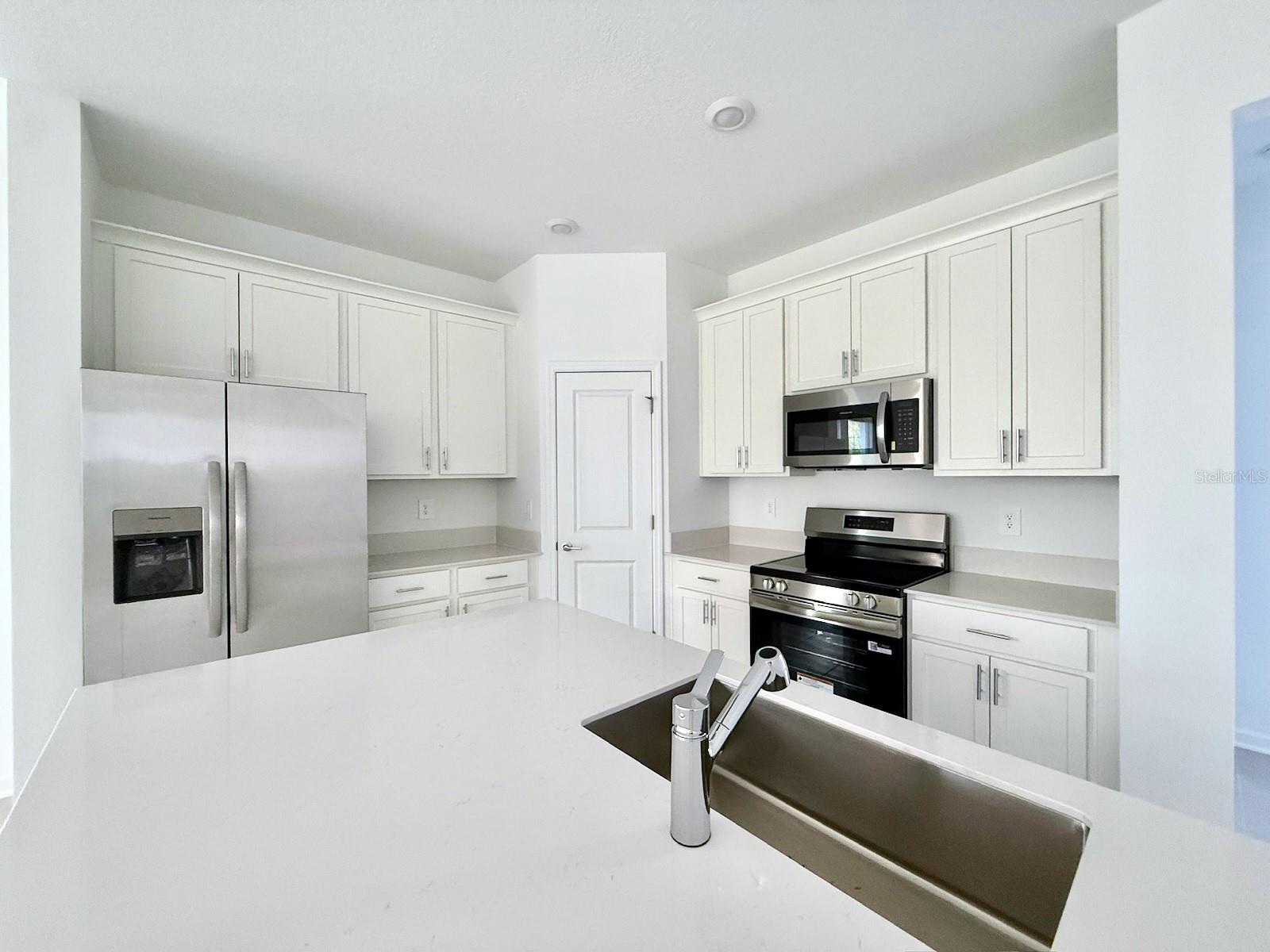 Image 4 of 20 For 6036 Zen Way