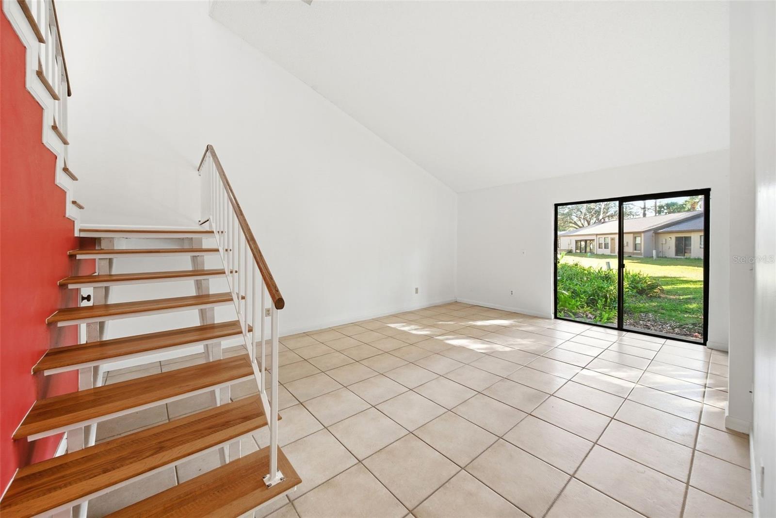 Image 7 of 21 For 442 Meadowood Boulevard