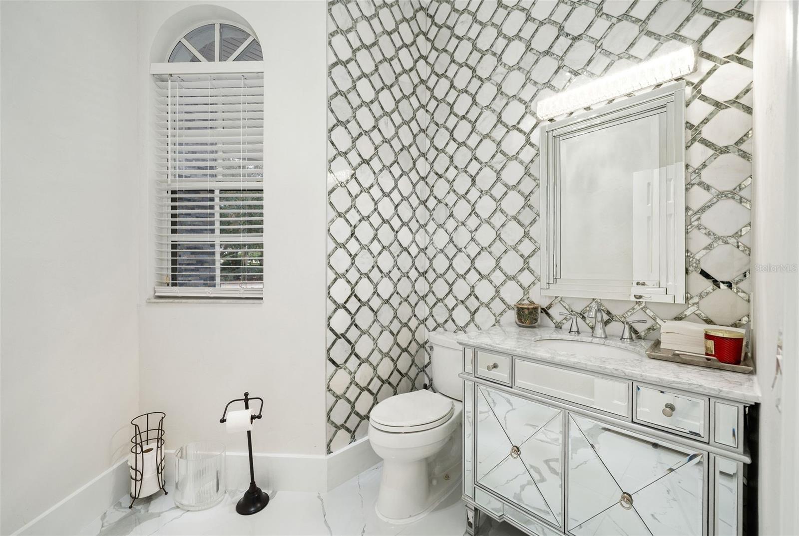 Image 16 of 40 For 5050 Isleworth Country Club Drive