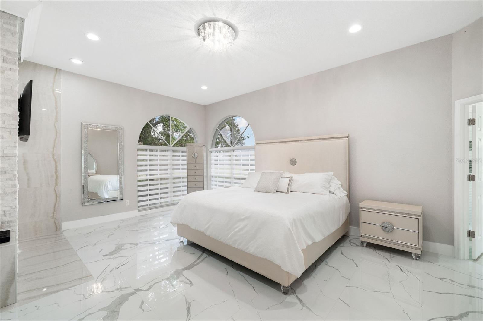 Image 17 of 40 For 5050 Isleworth Country Club Drive