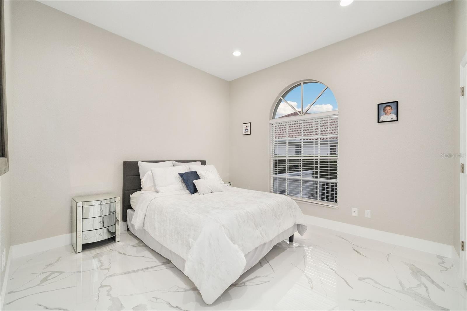 Image 24 of 40 For 5050 Isleworth Country Club Drive