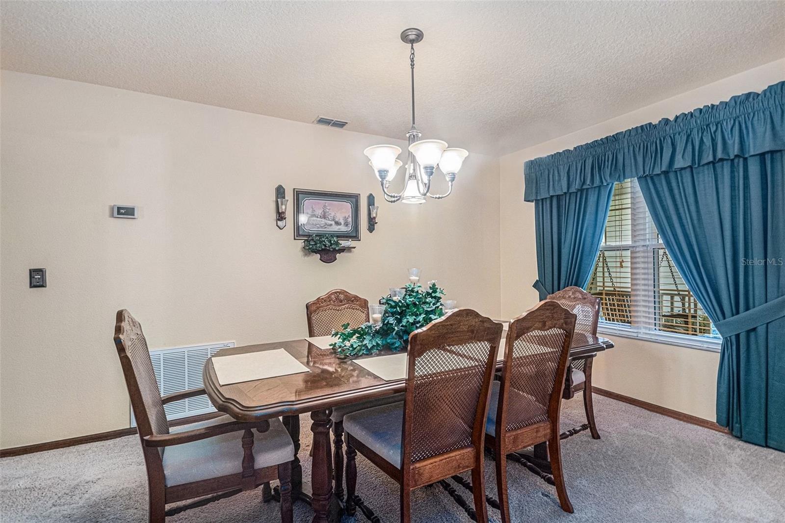 Image 11 of 30 For 2370 Alclobe Circle