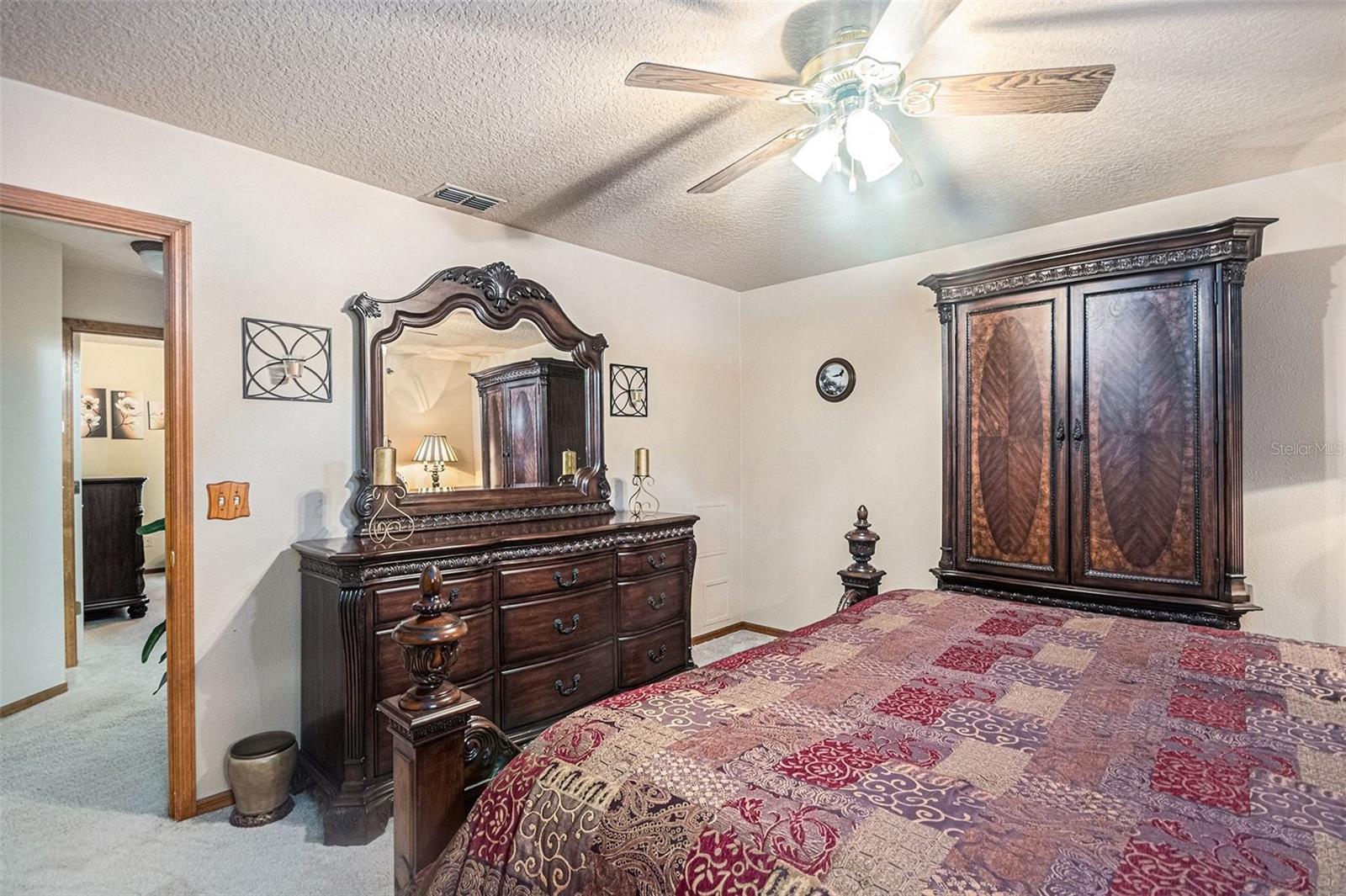 Image 18 of 30 For 2370 Alclobe Circle