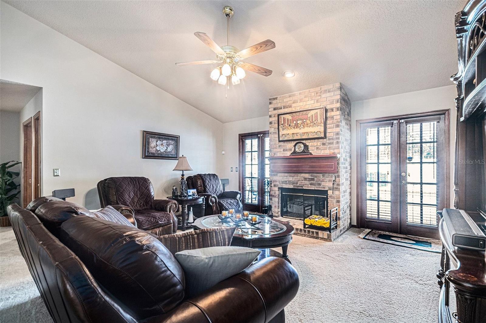 Image 5 of 30 For 2370 Alclobe Circle