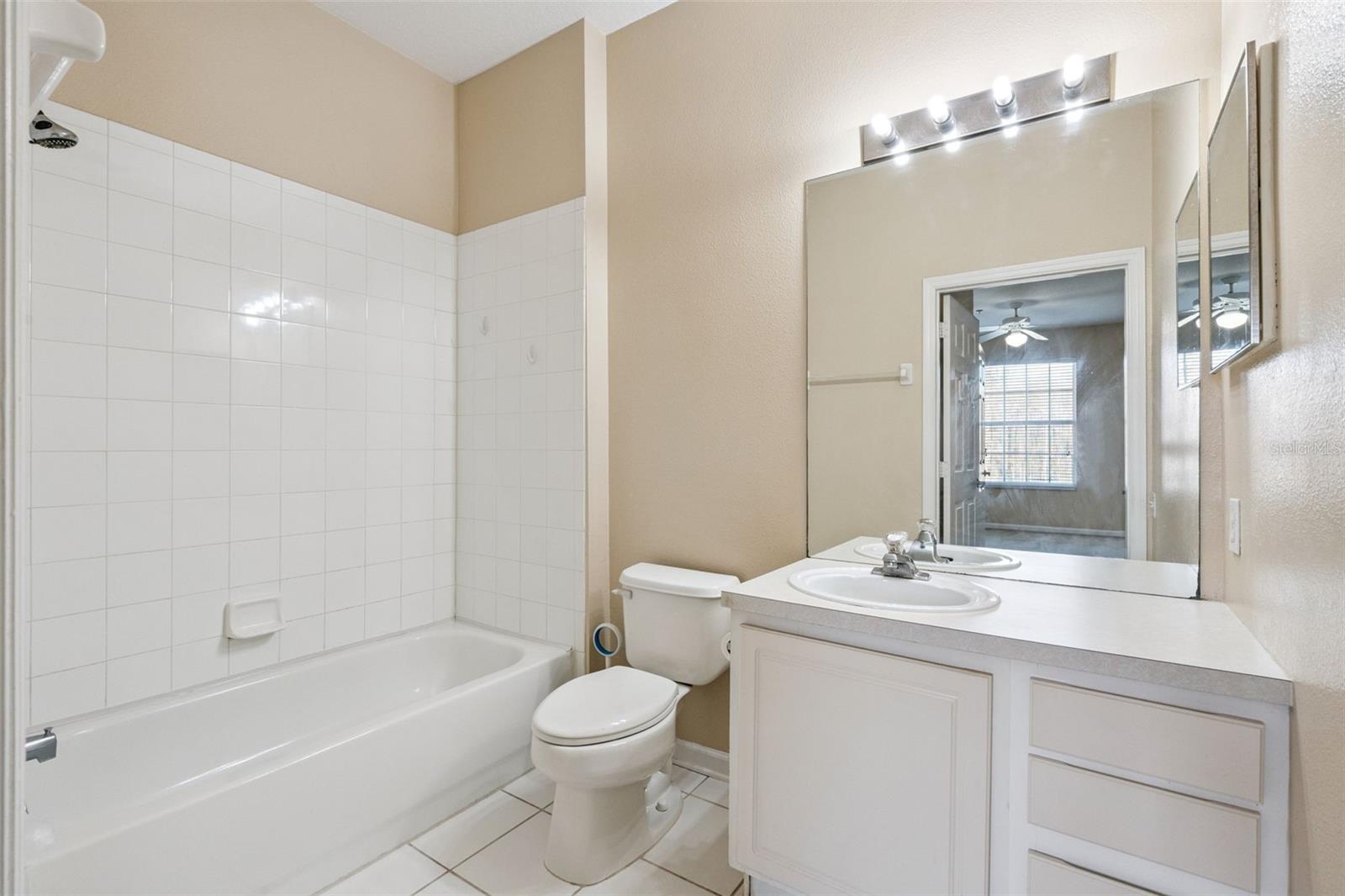 Image 19 of 30 For 13560 Turtle Marsh Loop 21