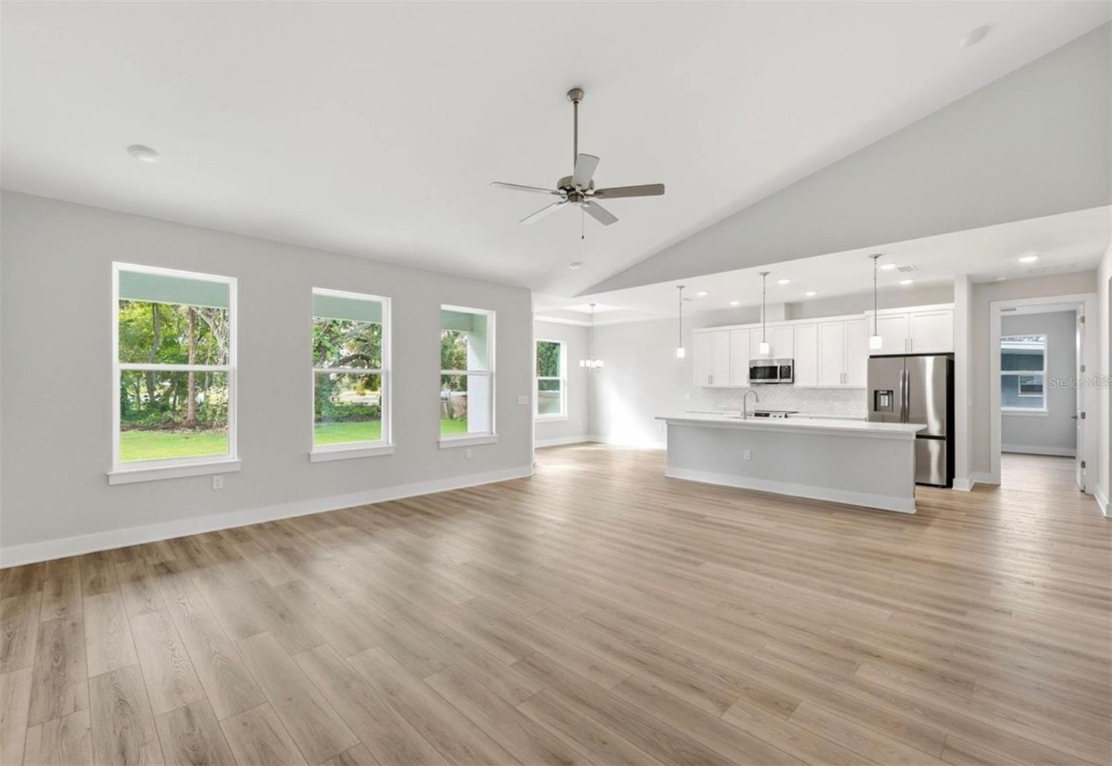 Image 8 of 50 For 1516 Sawyerwood Avenue