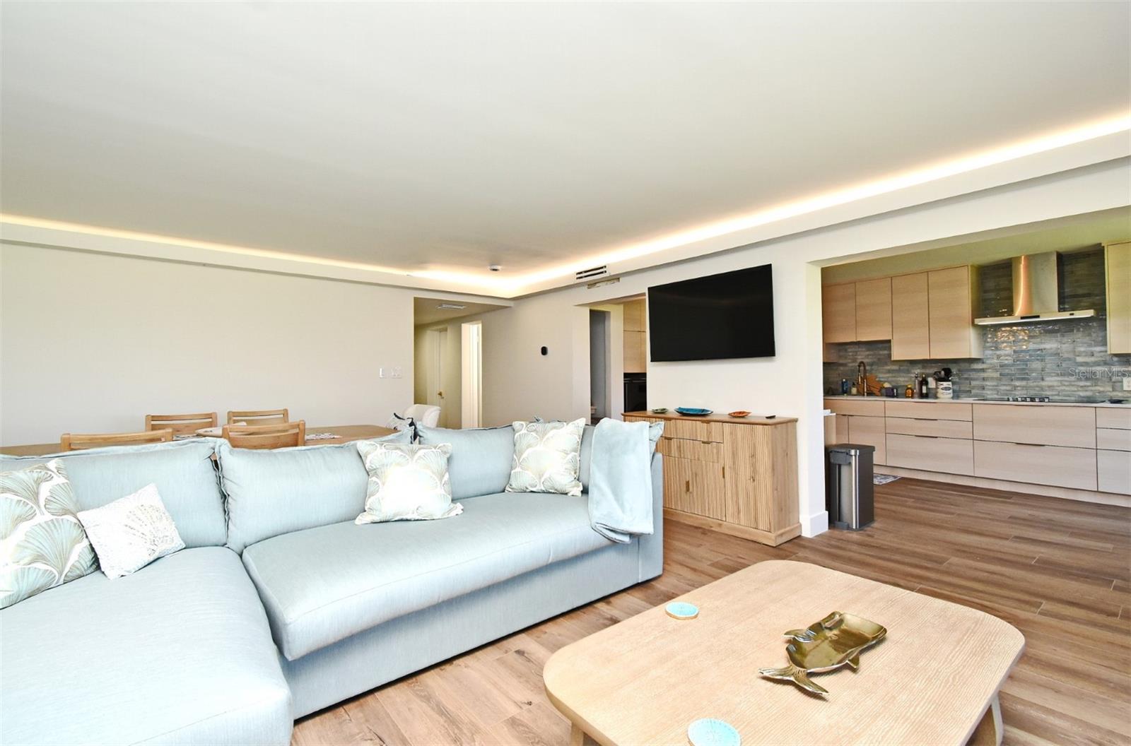 Image 16 of 47 For 4501 Atlantic Avenue 215