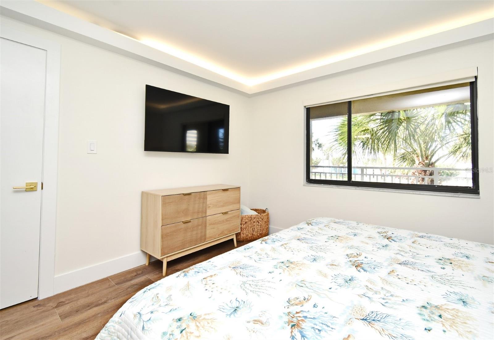 Image 29 of 47 For 4501 Atlantic Avenue 215