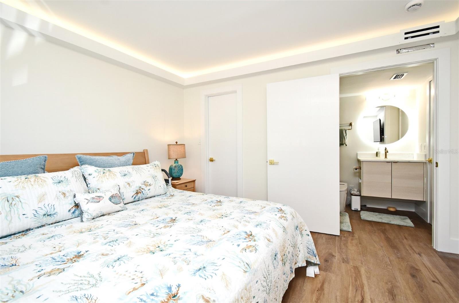 Image 30 of 47 For 4501 Atlantic Avenue 215