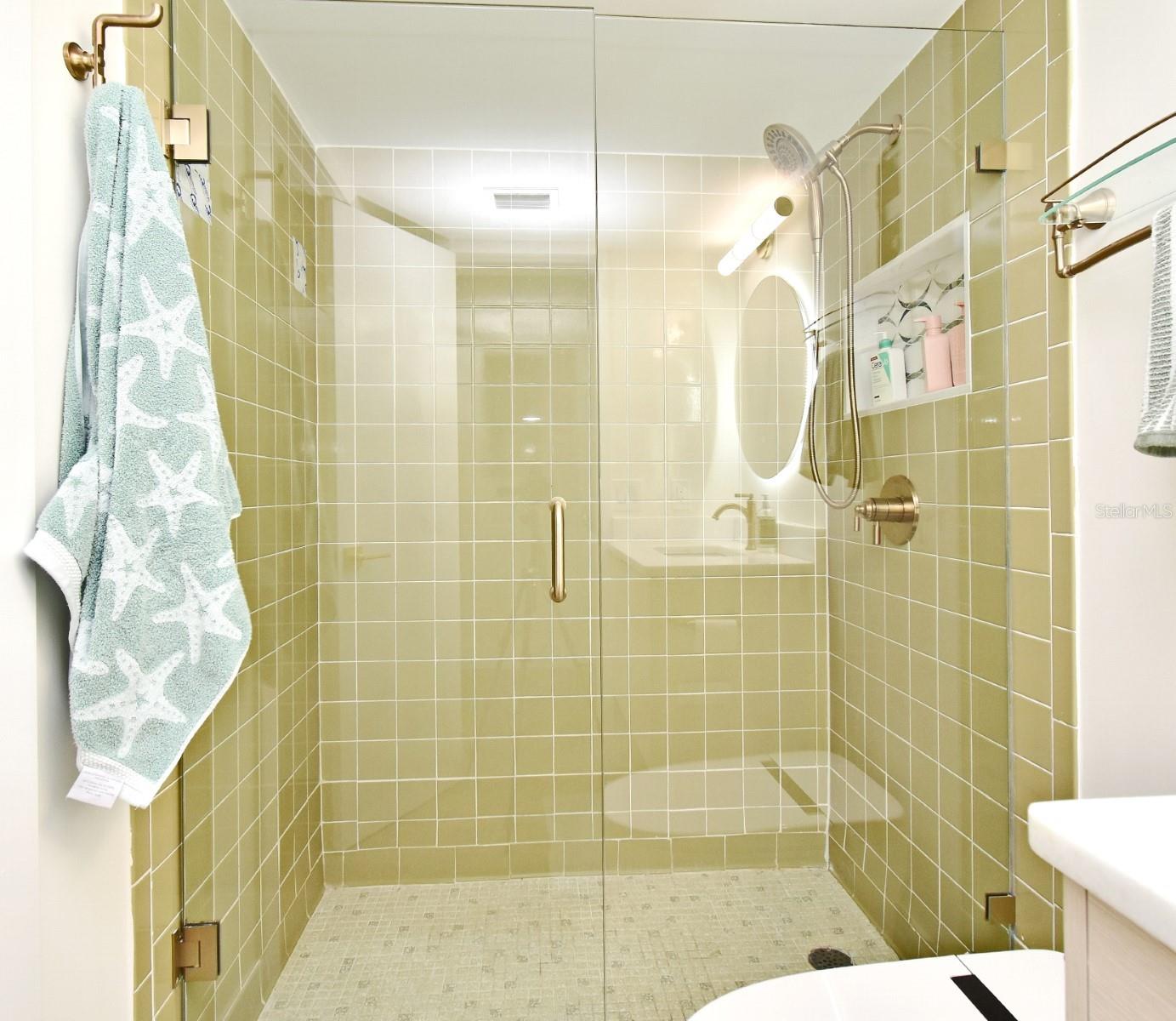 Image 33 of 47 For 4501 Atlantic Avenue 215