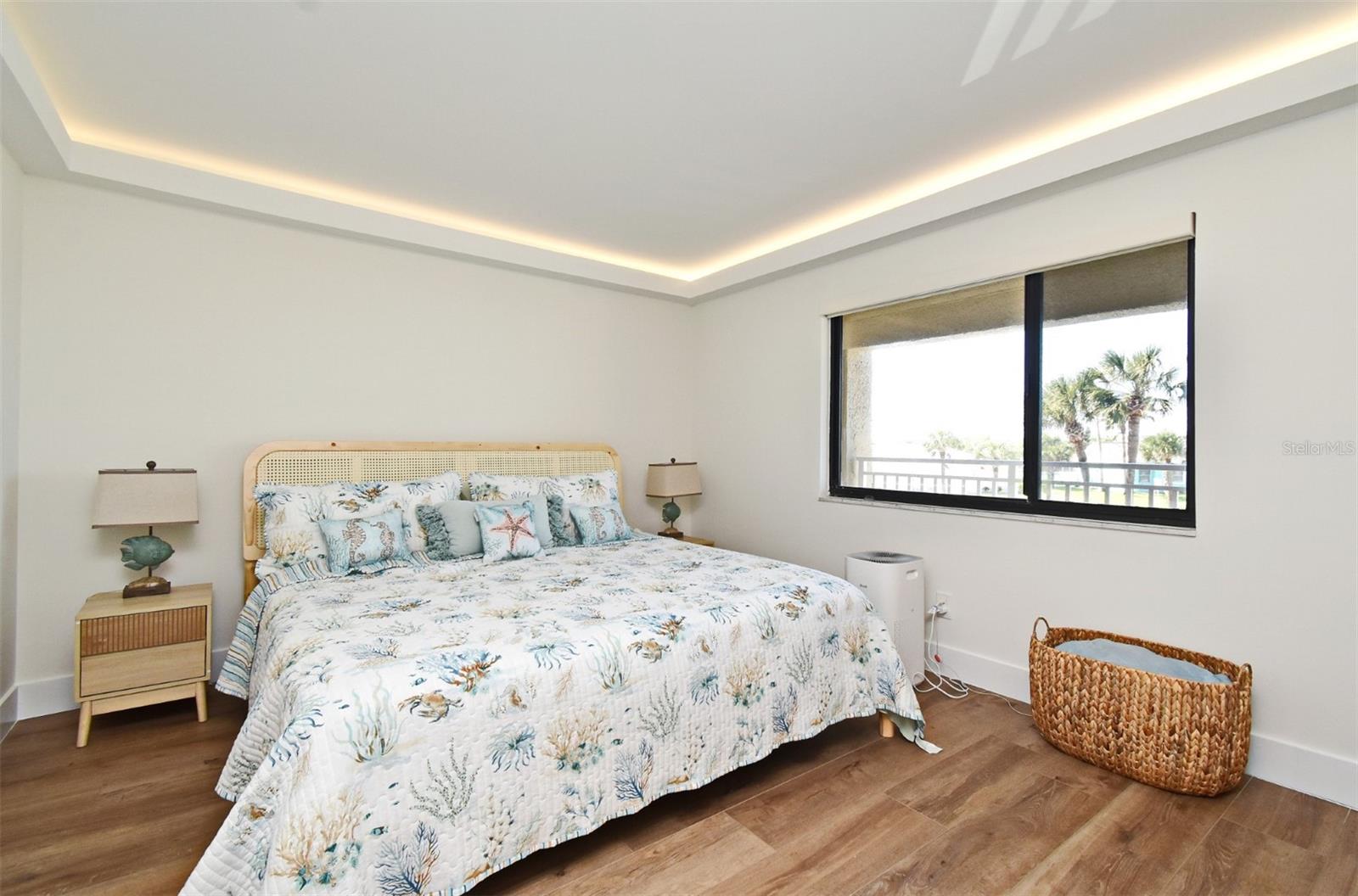 Image 34 of 47 For 4501 Atlantic Avenue 215