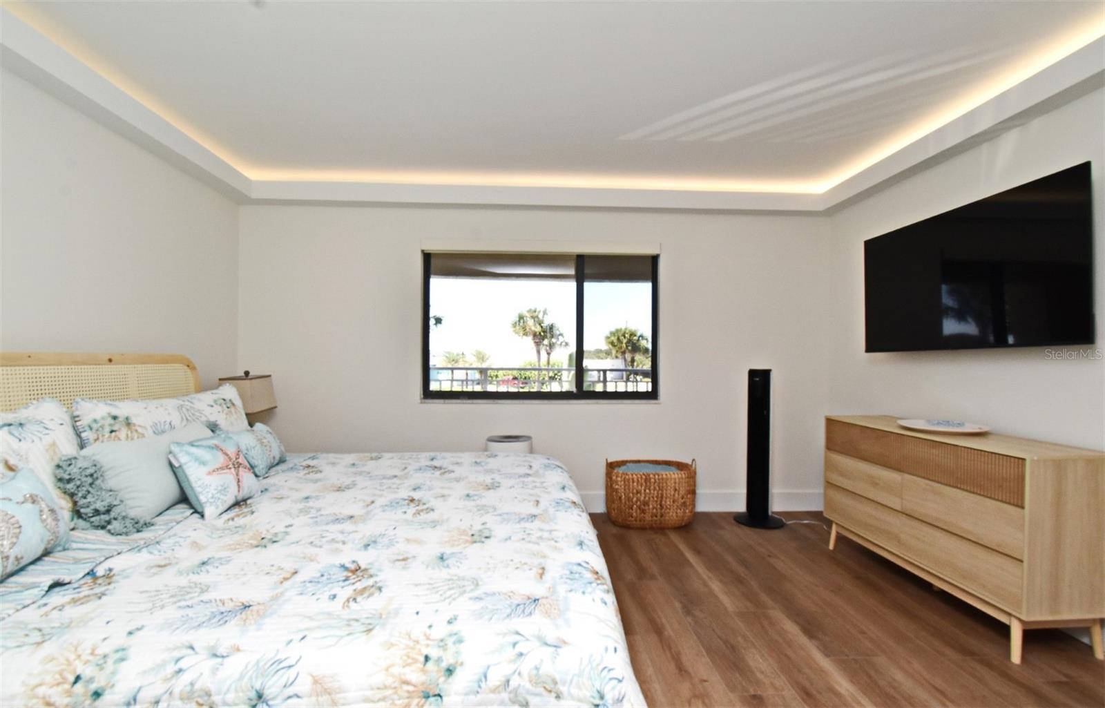 Image 35 of 47 For 4501 Atlantic Avenue 215