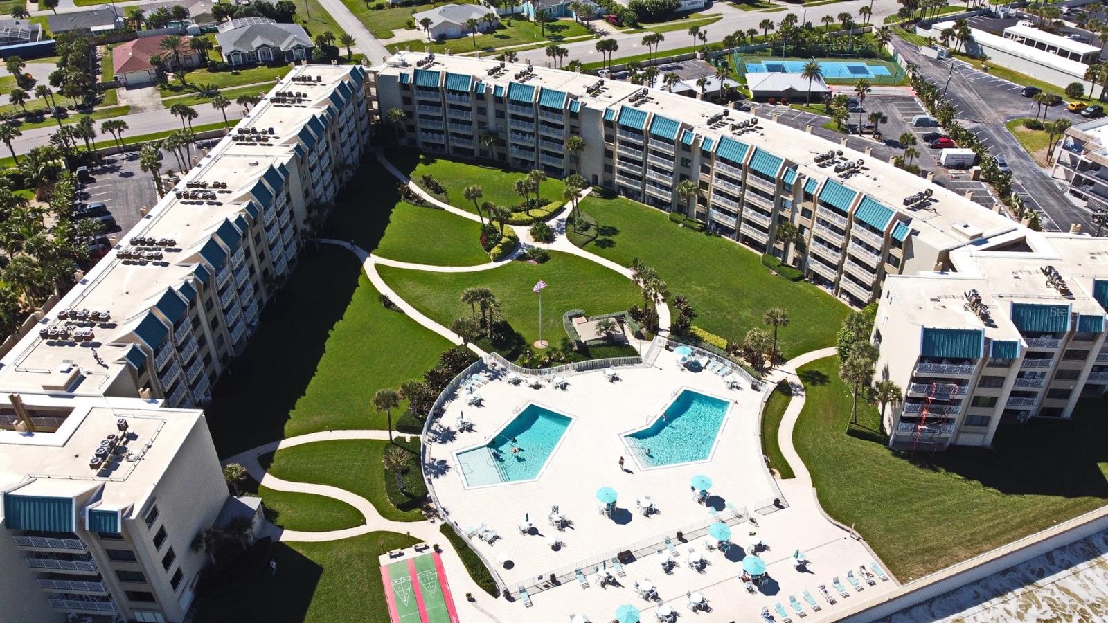 Image 41 of 47 For 4501 Atlantic Avenue 215