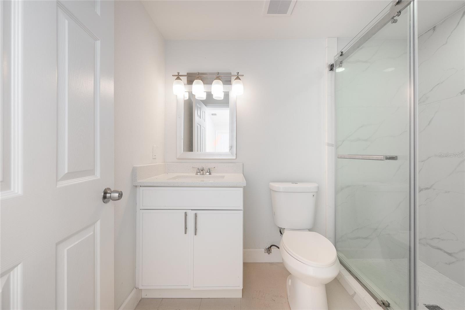 Image 21 of 30 For 944 Neuse Avenue