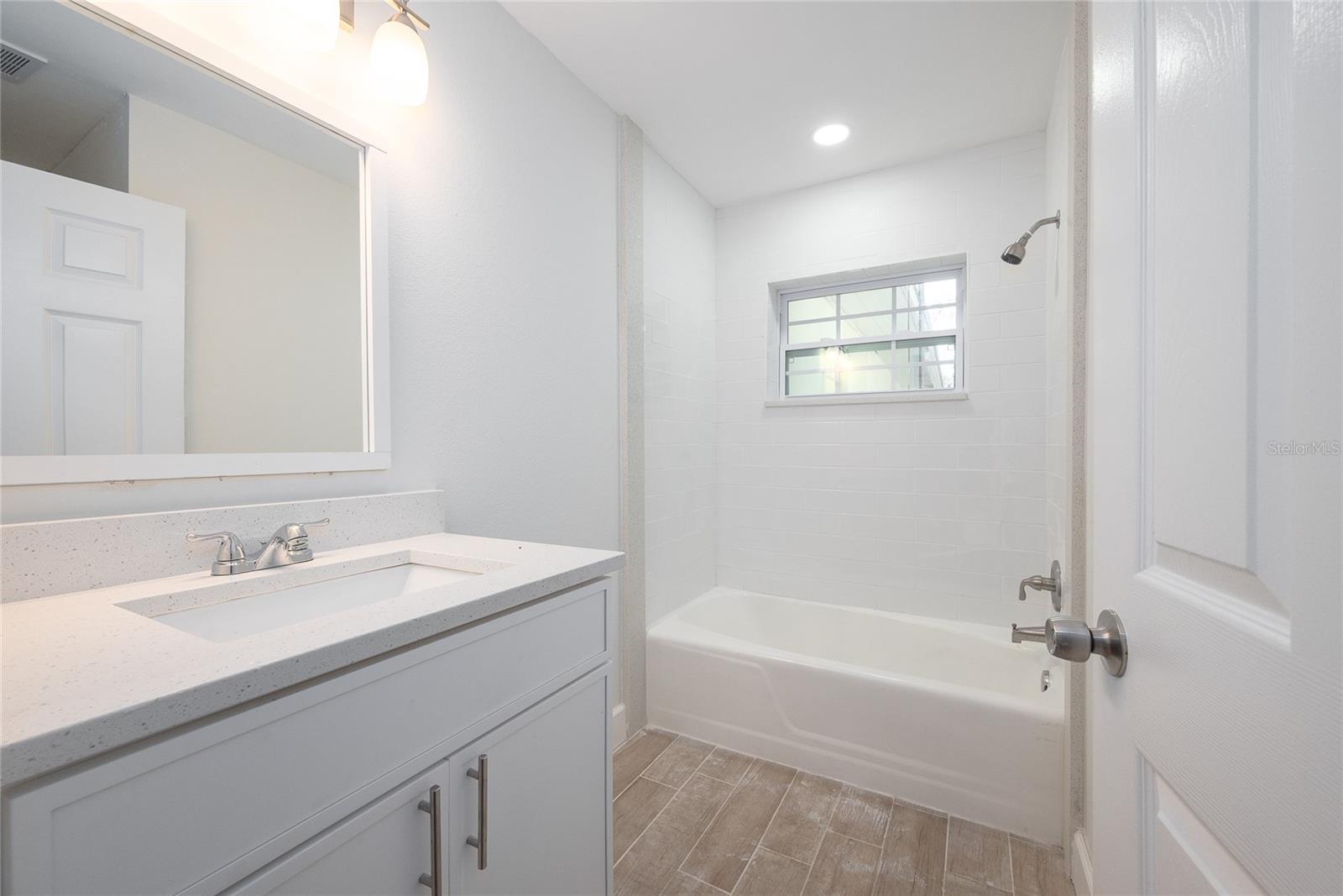 Image 9 of 30 For 944 Neuse Avenue