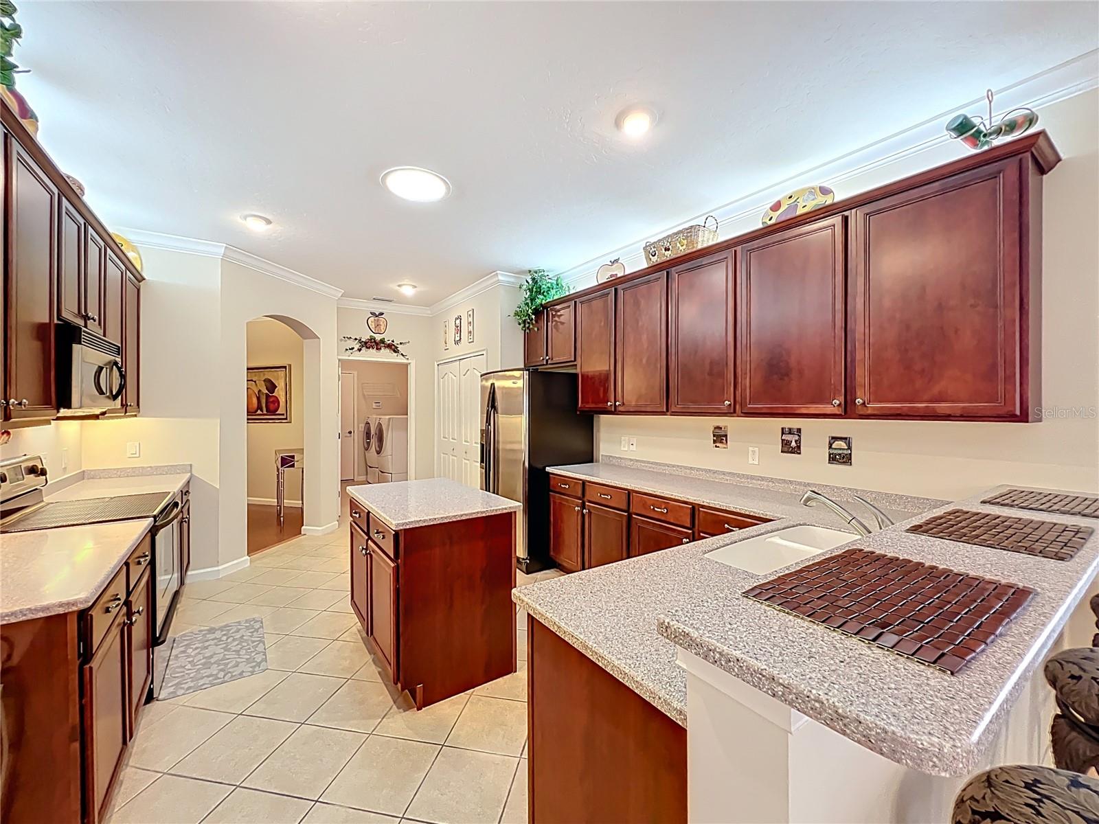 Image 14 of 42 For 6977 Floristana Drive