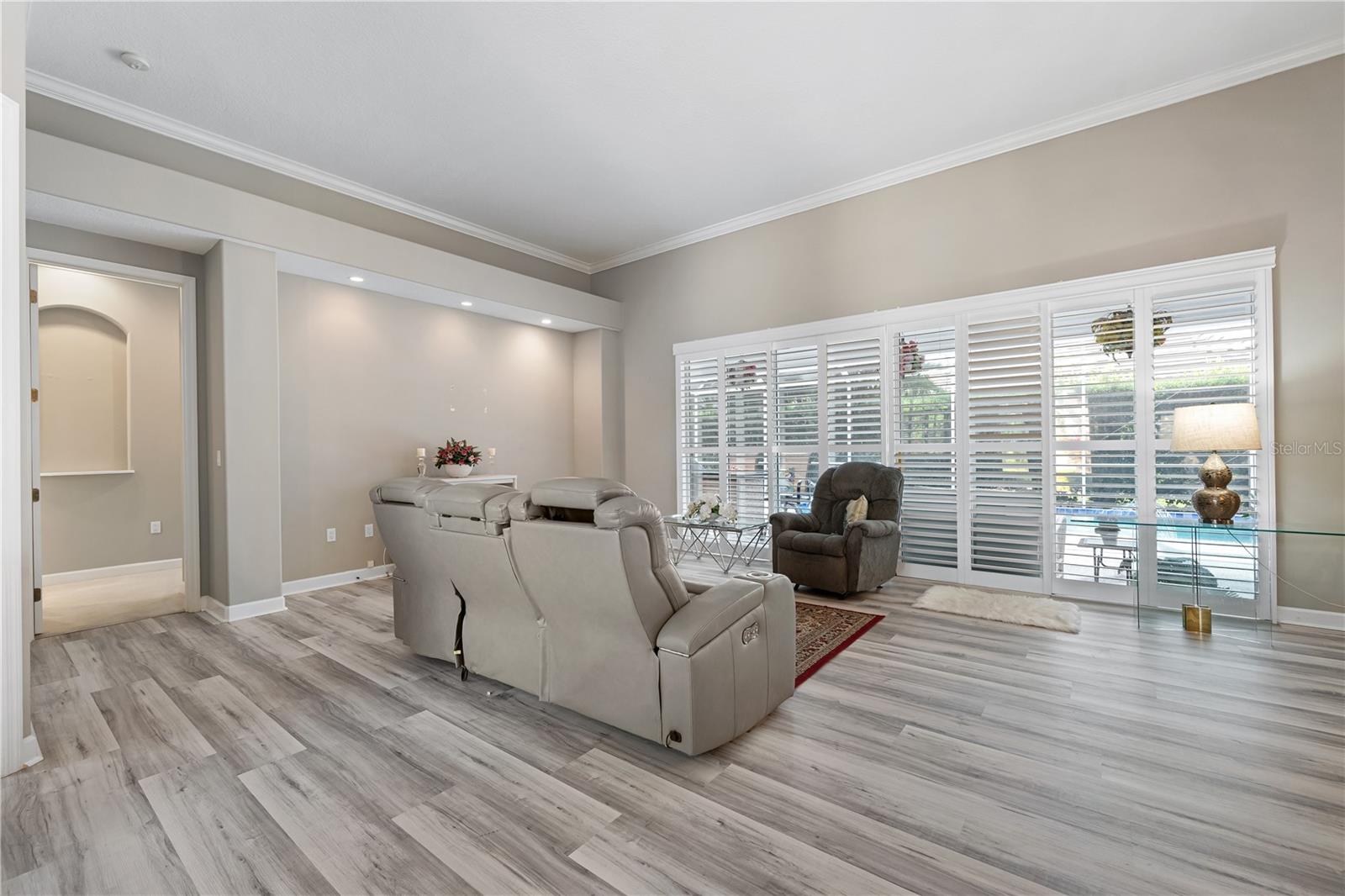 Image 4 of 44 For 6806 Coyote Ridge Court