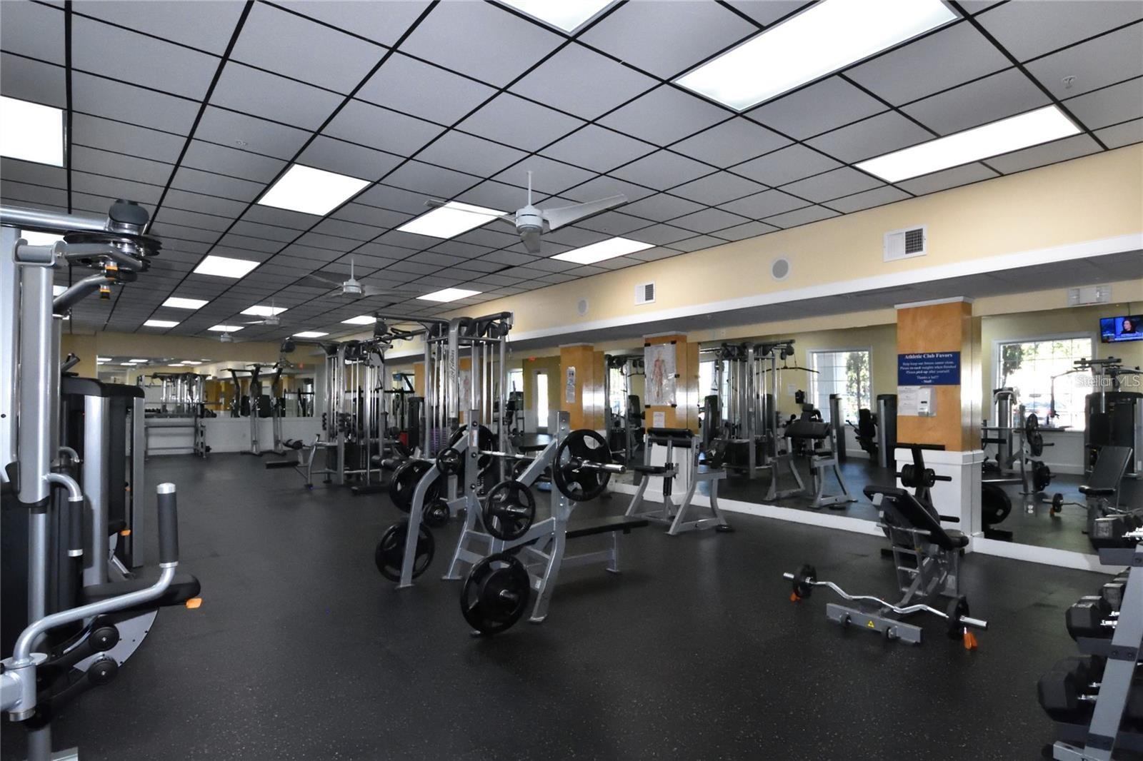 Image 17 of 32 For 3396 Parkchester Square Boulevard 104