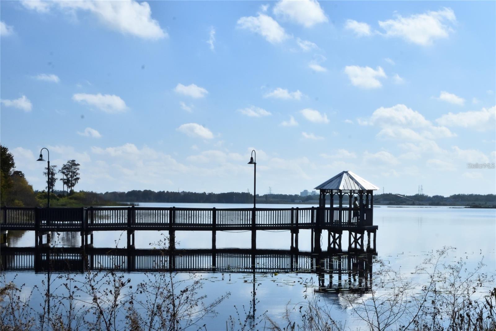 Image 2 of 32 For 3396 Parkchester Square Boulevard 104