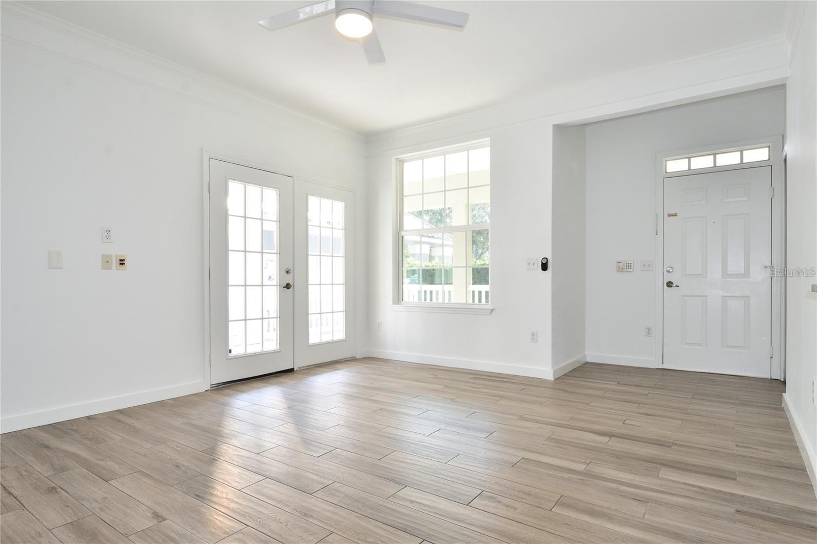 Image 5 of 32 For 3396 Parkchester Square Boulevard 104