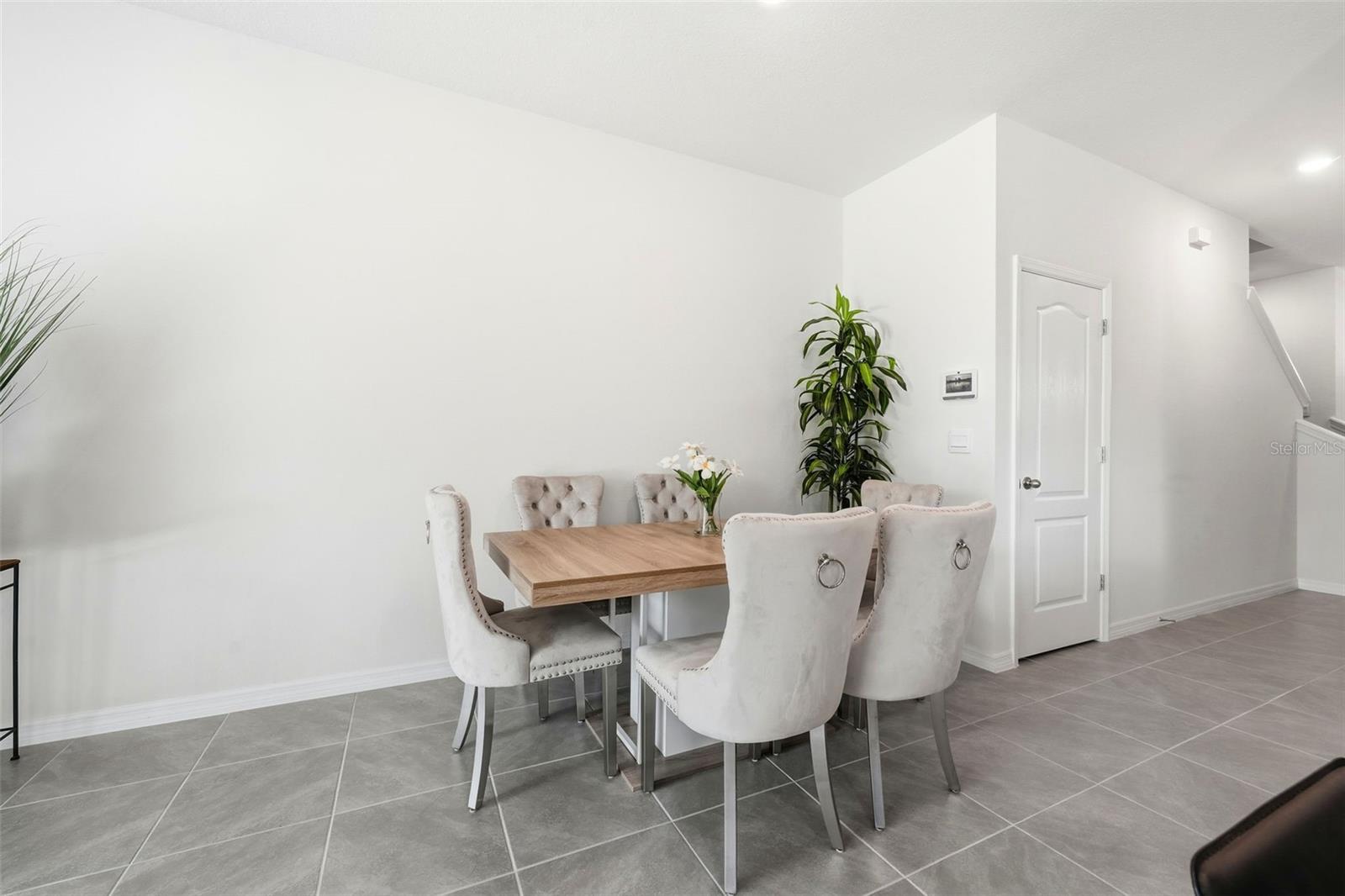 Image 15 of 51 For 1503 Isleta Loop