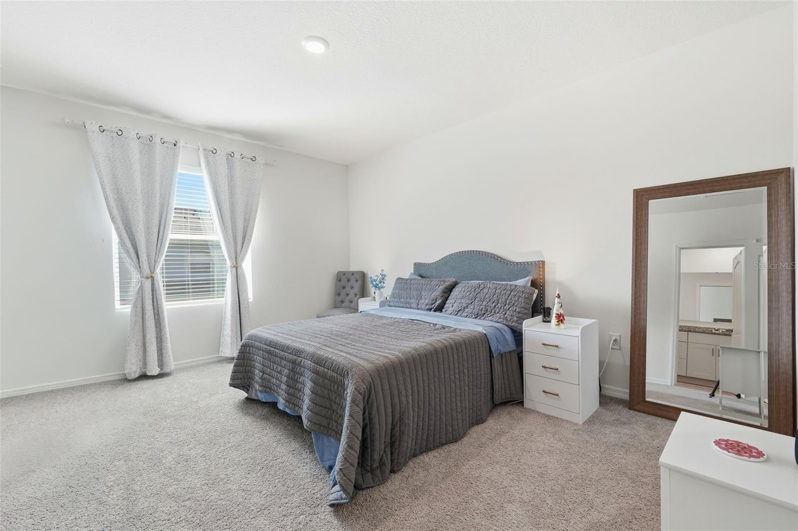 Image 25 of 51 For 1503 Isleta Loop