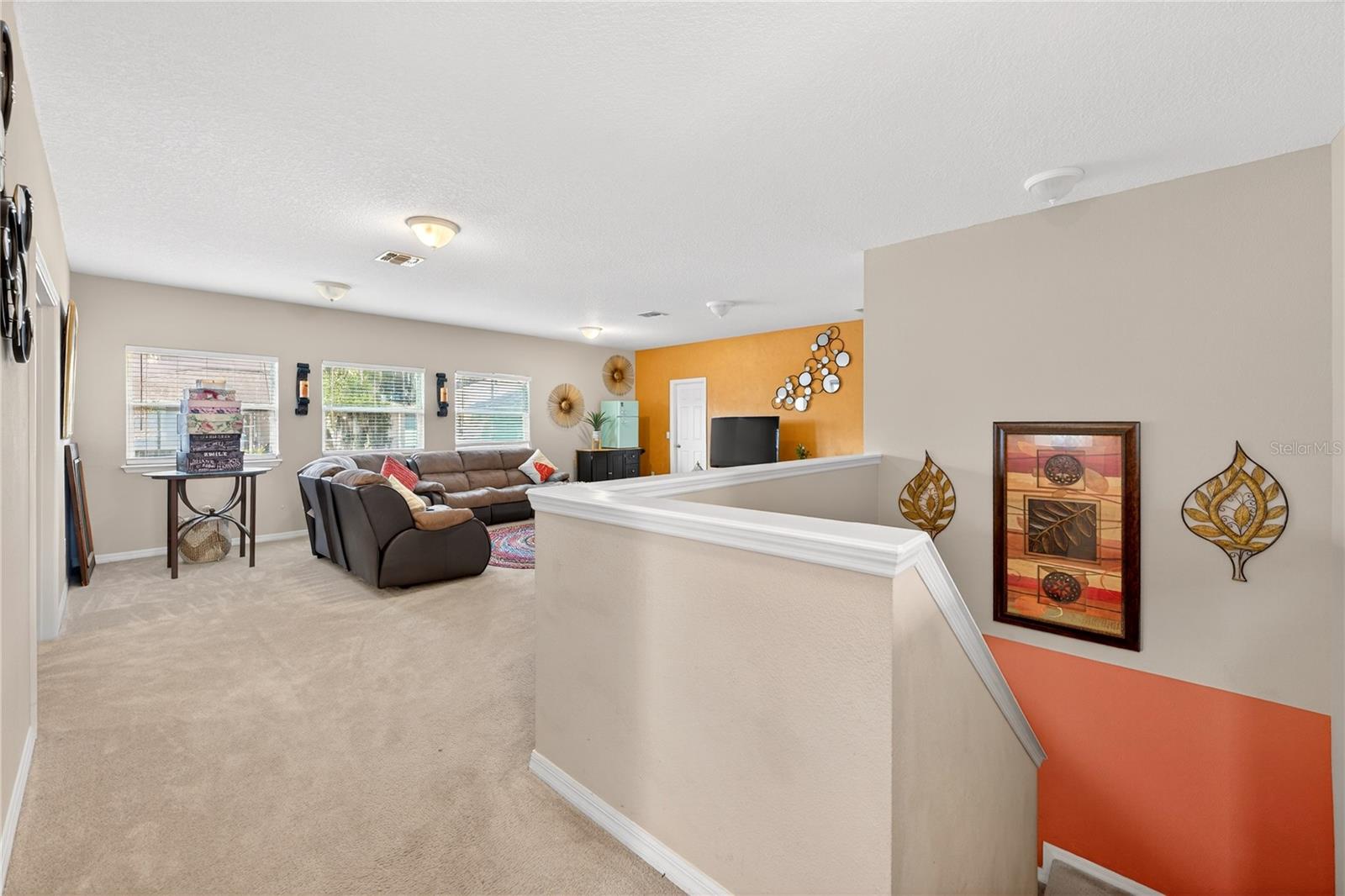 Image 32 of 72 For 882 Counts Crest Cir