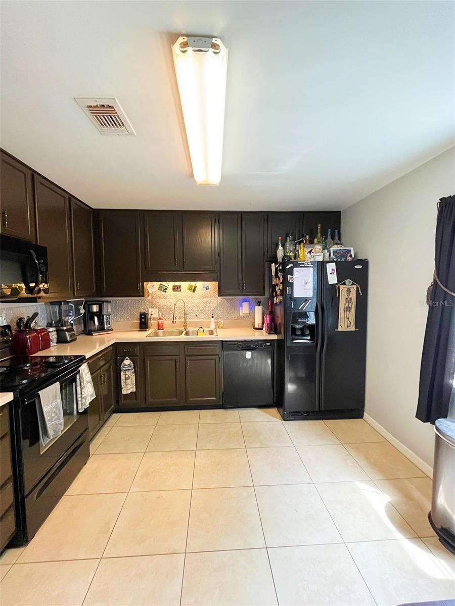 Image 2 of 6 For 8203 Olympia Court 8203