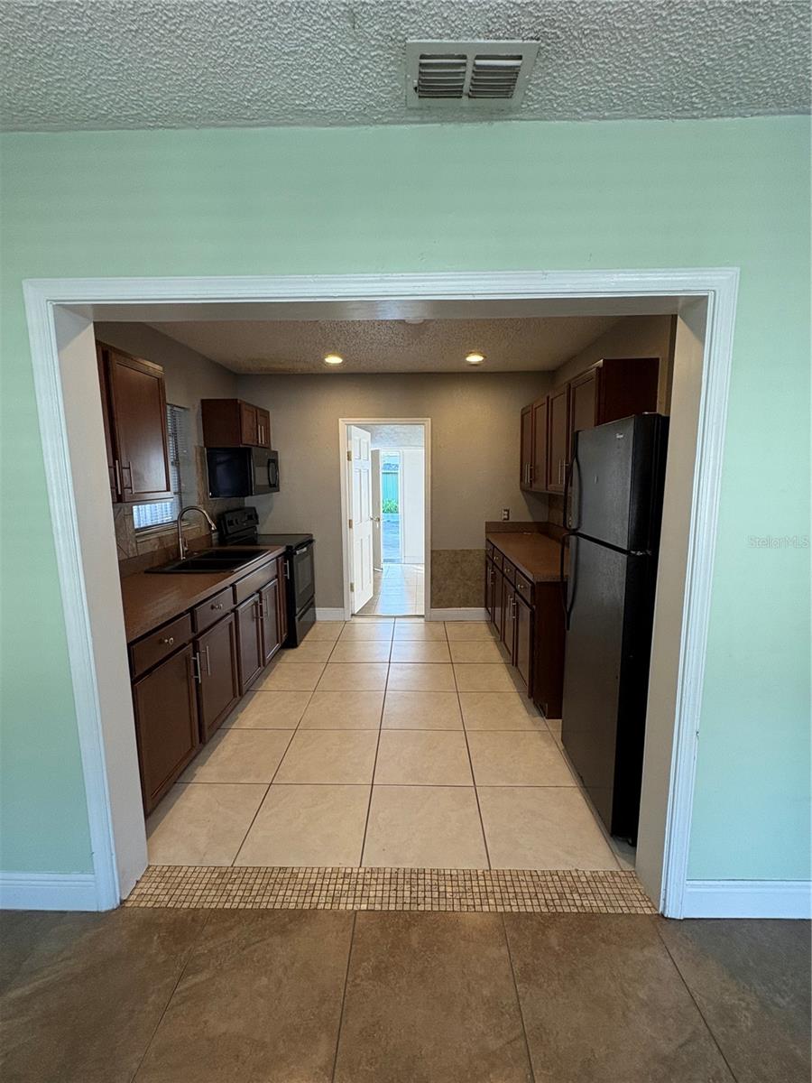 Image 10 of 22 For 710 Jackson Street