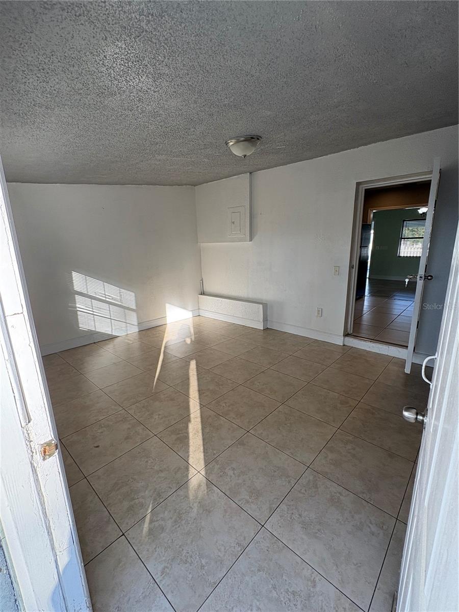 Image 11 of 22 For 710 Jackson Street