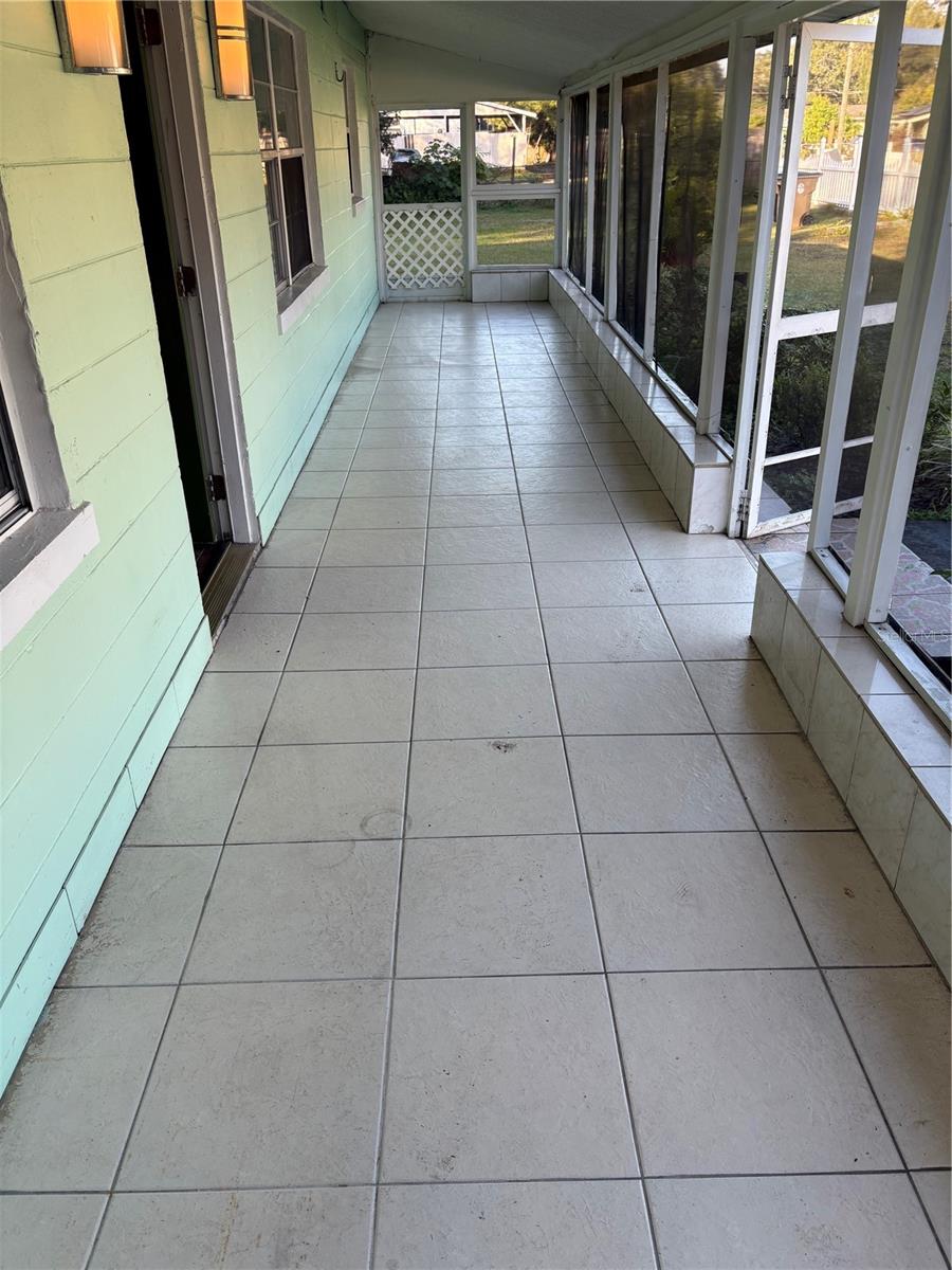 Image 7 of 22 For 710 Jackson Street