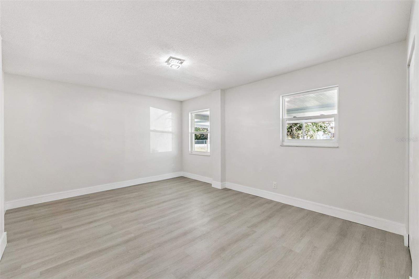 Image 15 of 33 For 1070 Libby Court