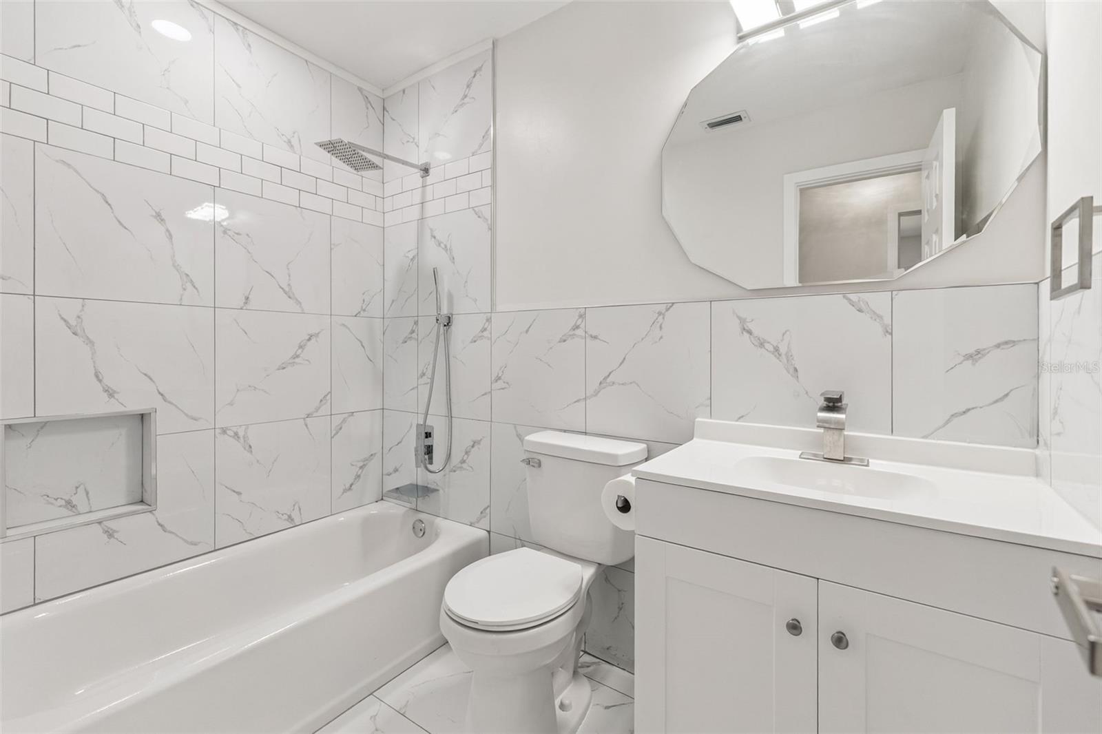 Image 17 of 33 For 1070 Libby Court