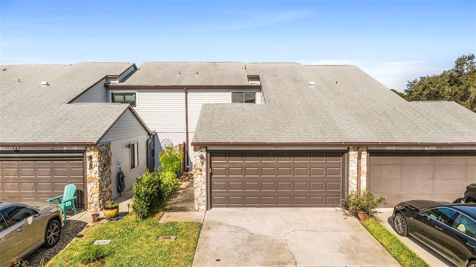 Image 38 of 44 For 347 W Castlewood Lane