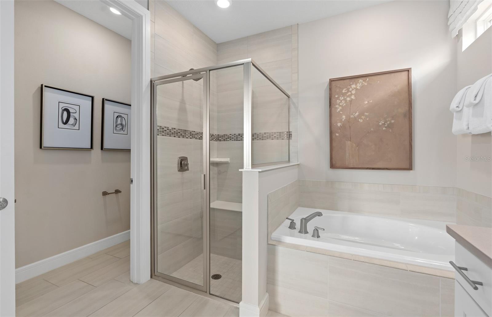 Image 20 of 26 For 6249 Dew Drop Loop