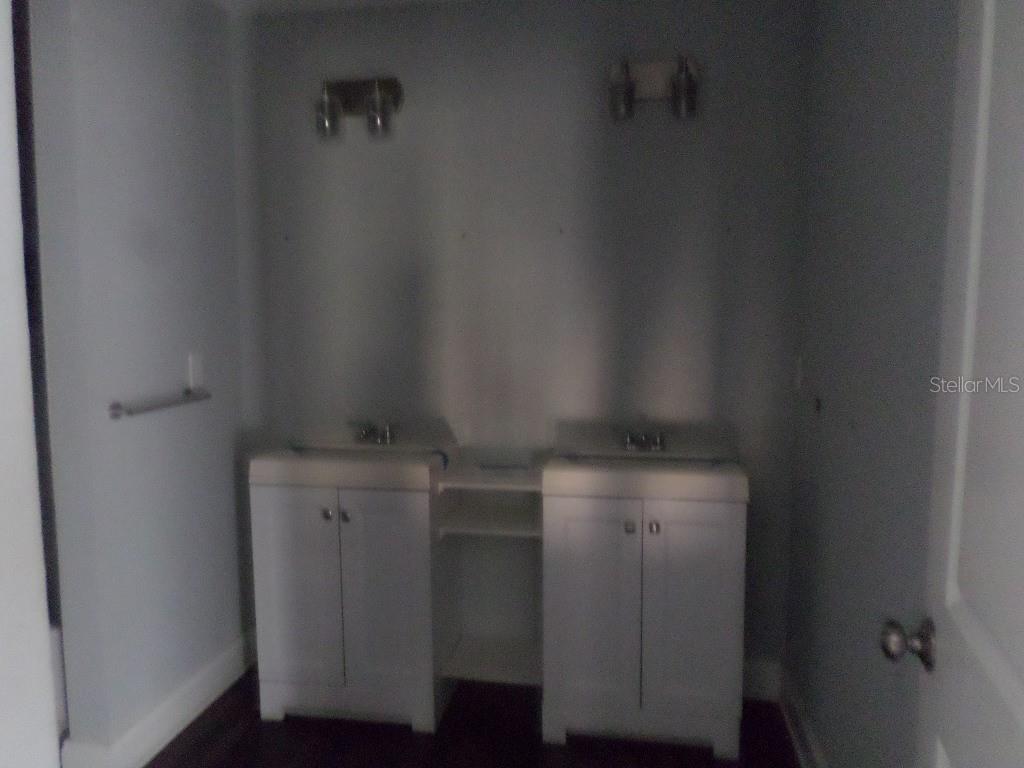 Image 15 of 16 For 2773 Red Wing Village