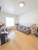 Image 55 of 75 For 1742 Fifeshire Court