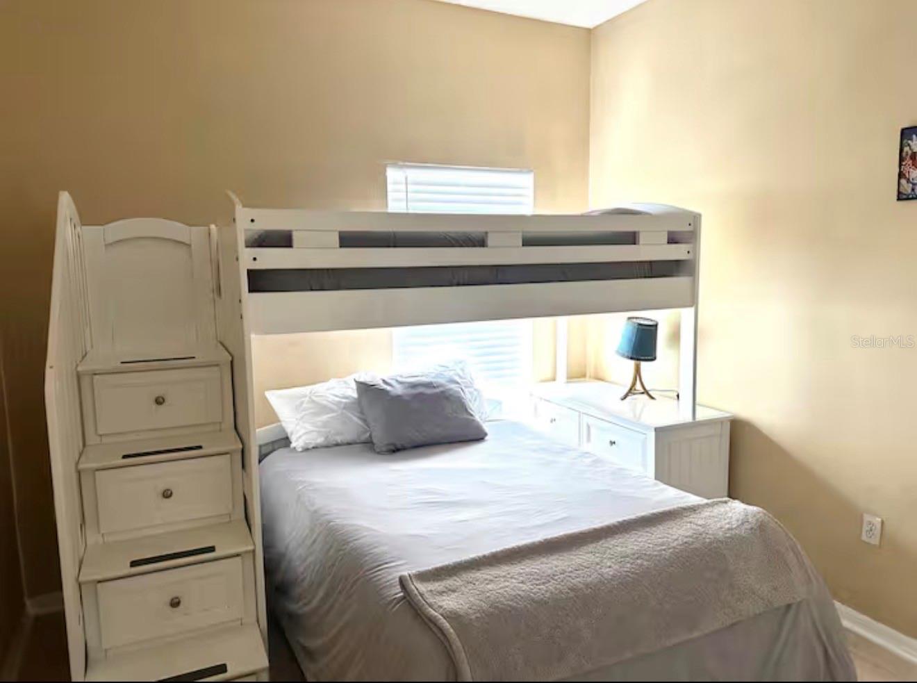 Image 7 of 12 For 5212 Jasmine Trace Lane